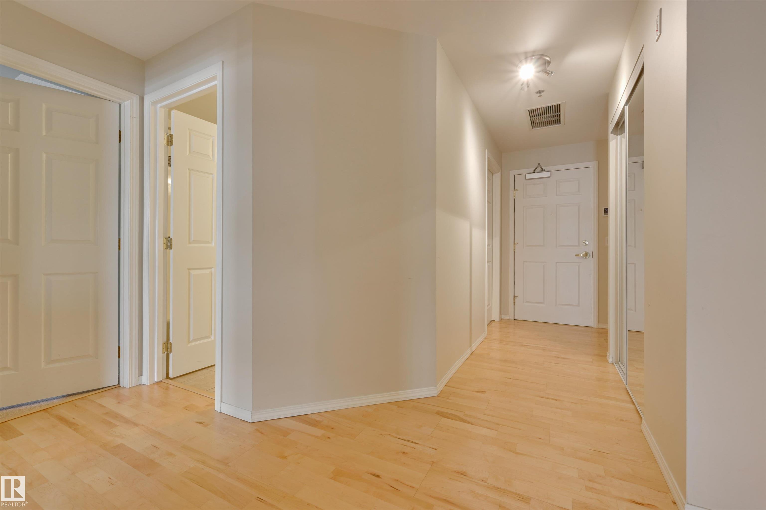 https://zimg.paragon.ice.com/ParagonImages/Property/PM/RAE/225393972/21/0/0/5d9281e7963219a4b35187f81fd5ad59/1/b0e6911199bfd8bd036613f3101aab75/225393972-22e33c4c-3ed3-4a47-bedc-a7d38af87eab.JPG