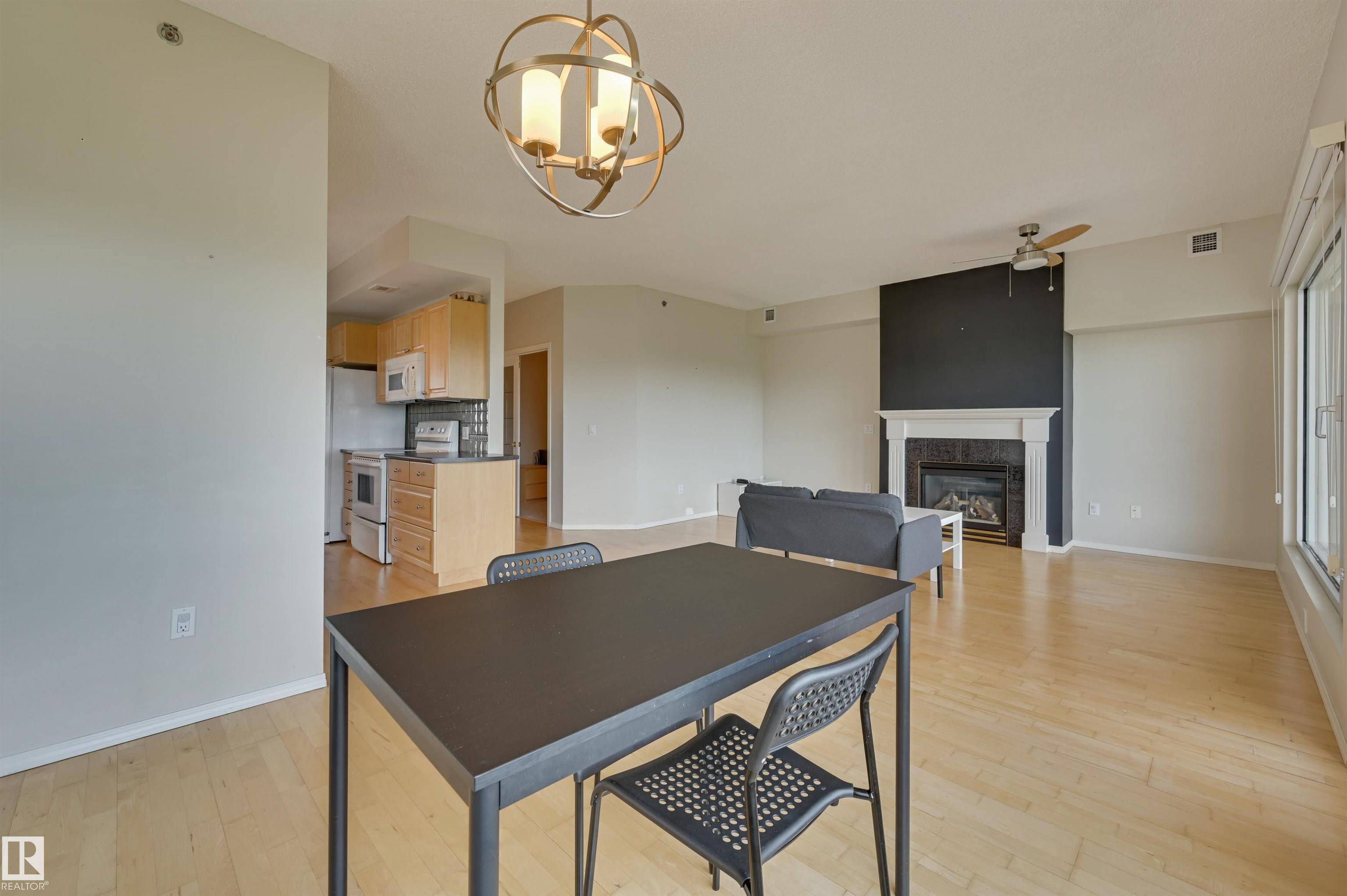 https://zimg.paragon.ice.com/ParagonImages/Property/PM/RAE/225393972/8/0/0/c79bc780613befdf7feaa688eb525c16/1/b0e6911199bfd8bd036613f3101aab75/225393972-083aec6d-a244-4a6d-a2b2-cc357f8ea6fd.JPG