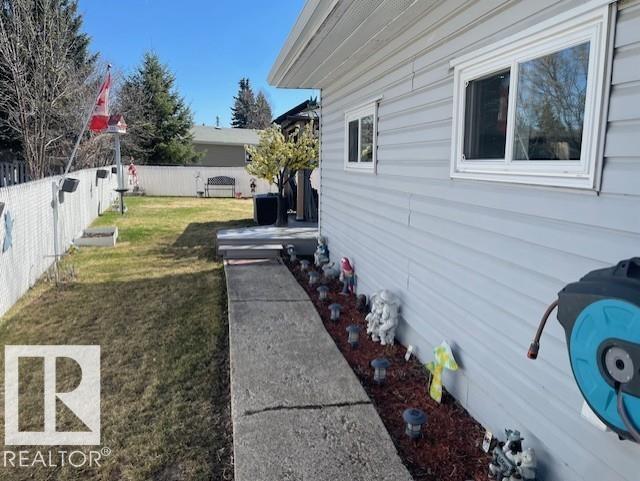 https://zimg.paragon.ice.com/ParagonImages/Property/PM/RAE/225393993/20/0/0/a3a9afd320f941376a371a34e61102b8/1/a548e7da8434f073fab956b11f2d6bc6/225393993-ee3b8f97-d7a2-463f-ba8d-97ea512bb397.JPG