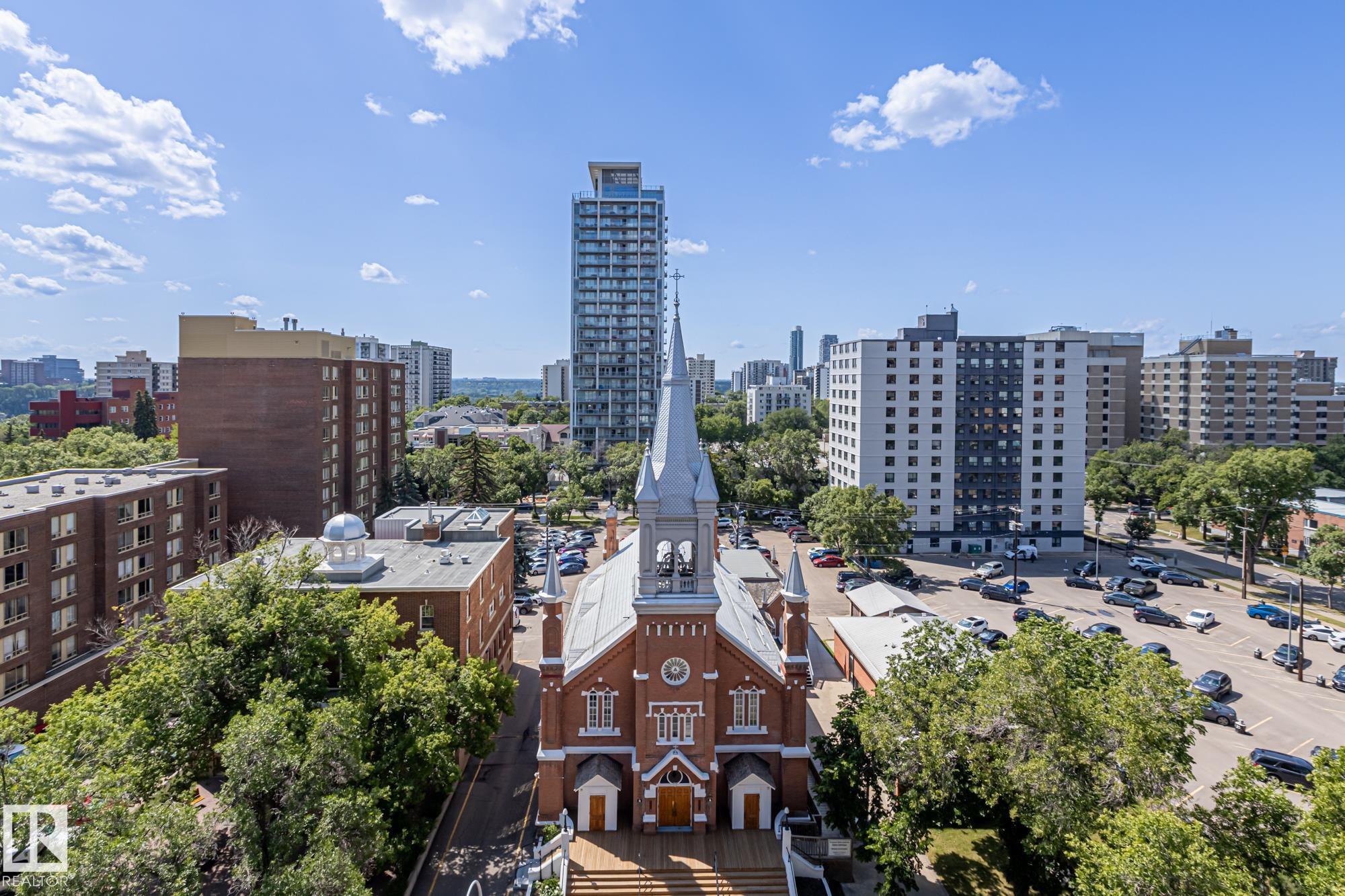 703 - 9917 110 Street NW, Wîhkwêntôwin, Edmonton