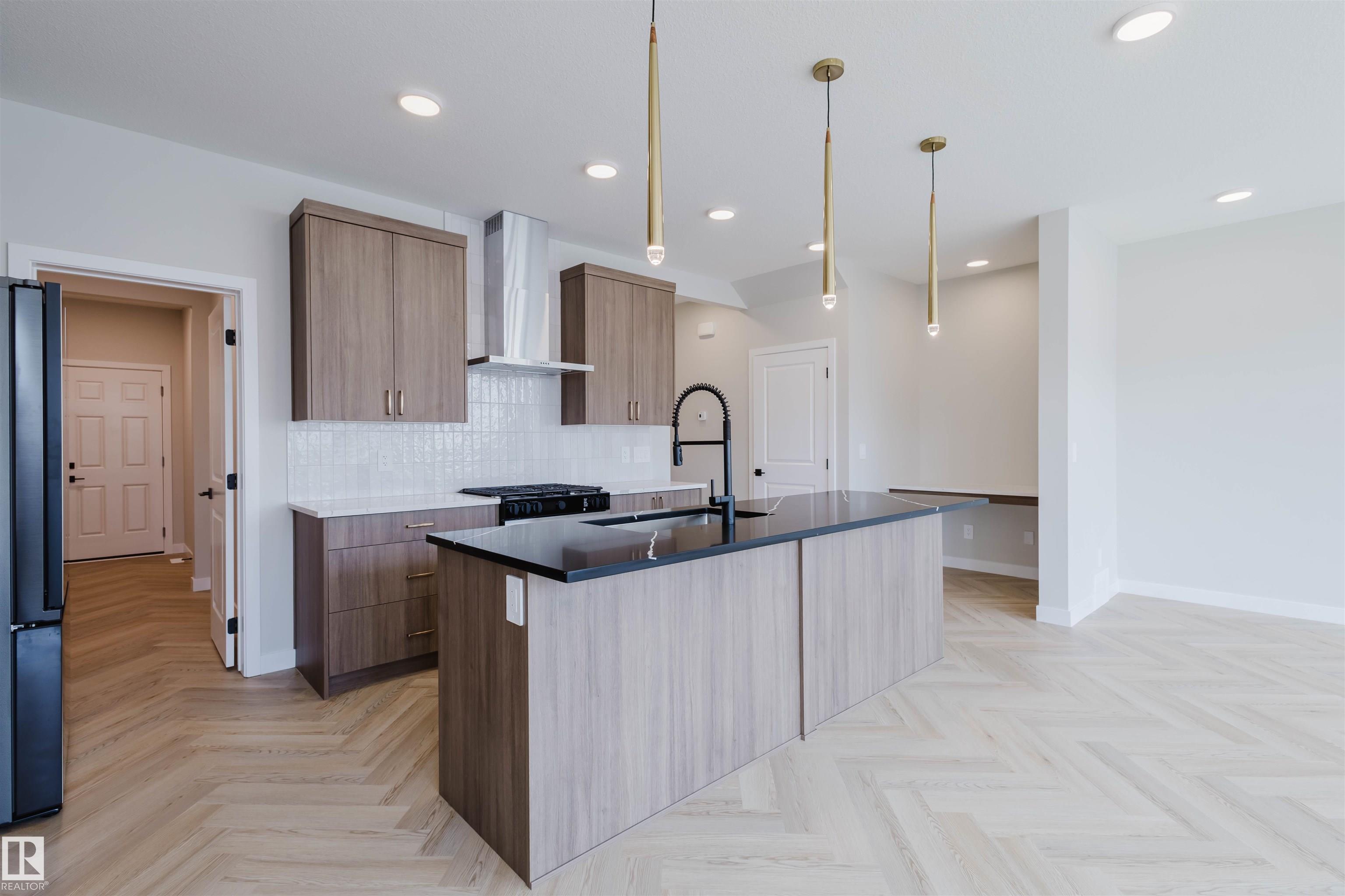 Photo 11 at 20632 43 Avenue NW, Edgemont, Edmonton