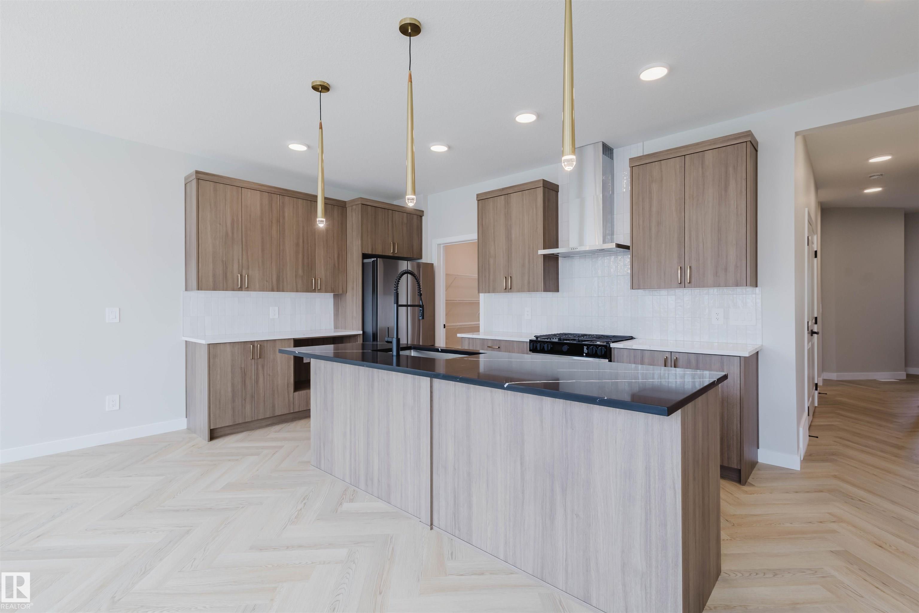 Photo 12 at 20632 43 Avenue NW, Edgemont, Edmonton