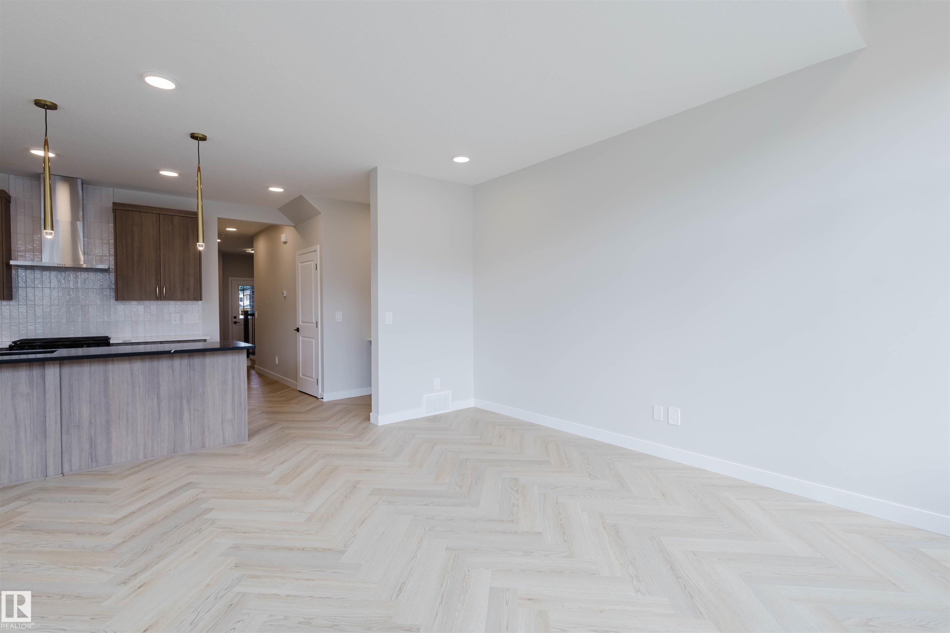 Photo 20 at 20632 43 Avenue NW, Edgemont, Edmonton