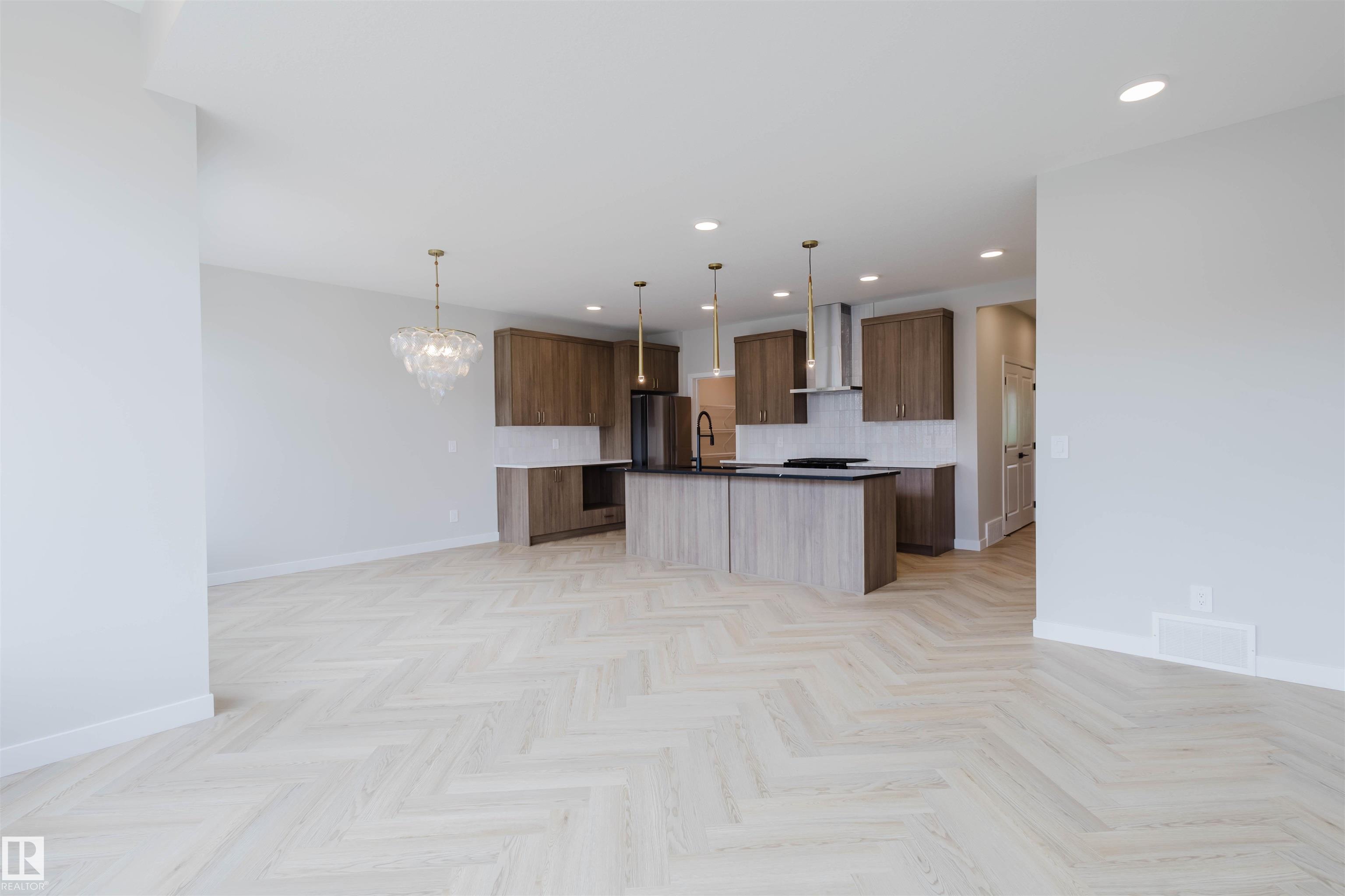 Photo 21 at 20632 43 Avenue NW, Edgemont, Edmonton