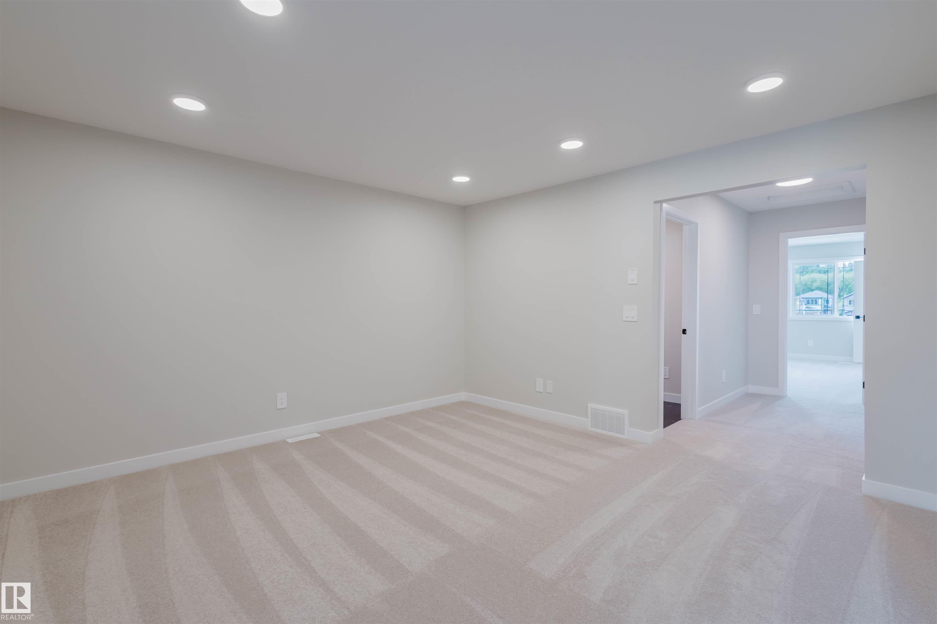 Photo 31 at 20632 43 Avenue NW, Edgemont, Edmonton