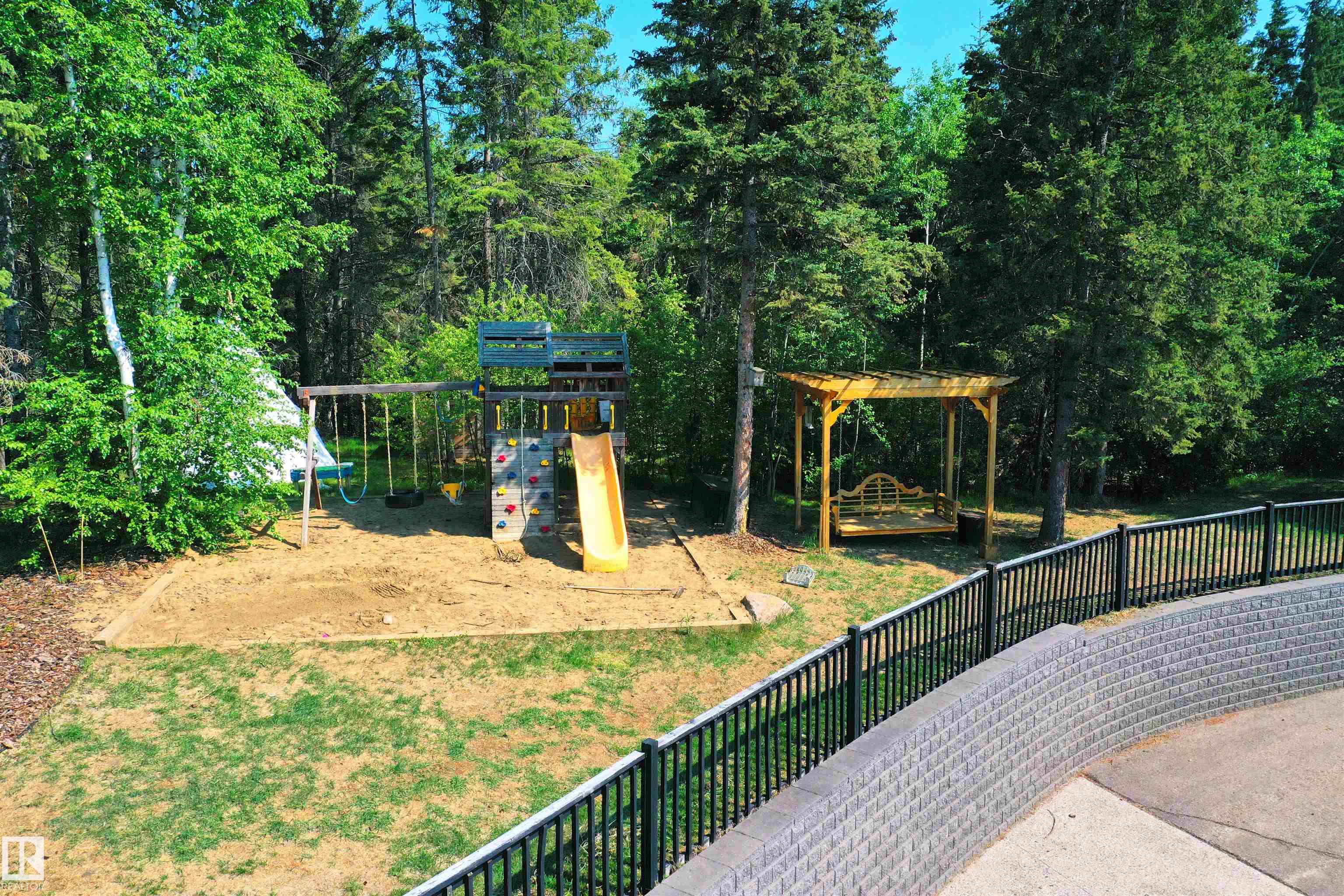 Photo 67 at 37A - 26321 Highway 627, Sprucehill Park, Rural Parkland County