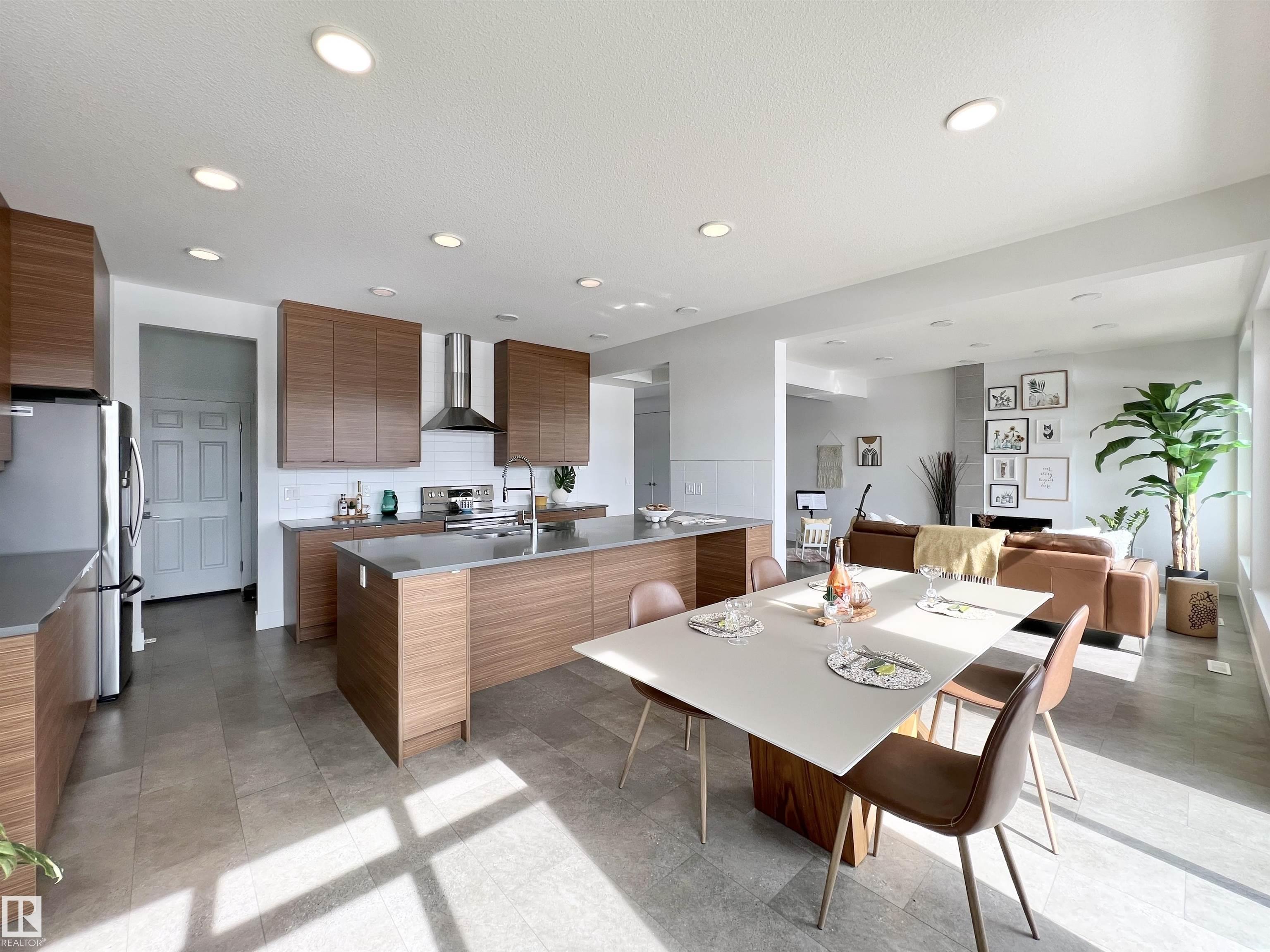 Photo 20 at 6055 King Landing SW, Keswick, Edmonton