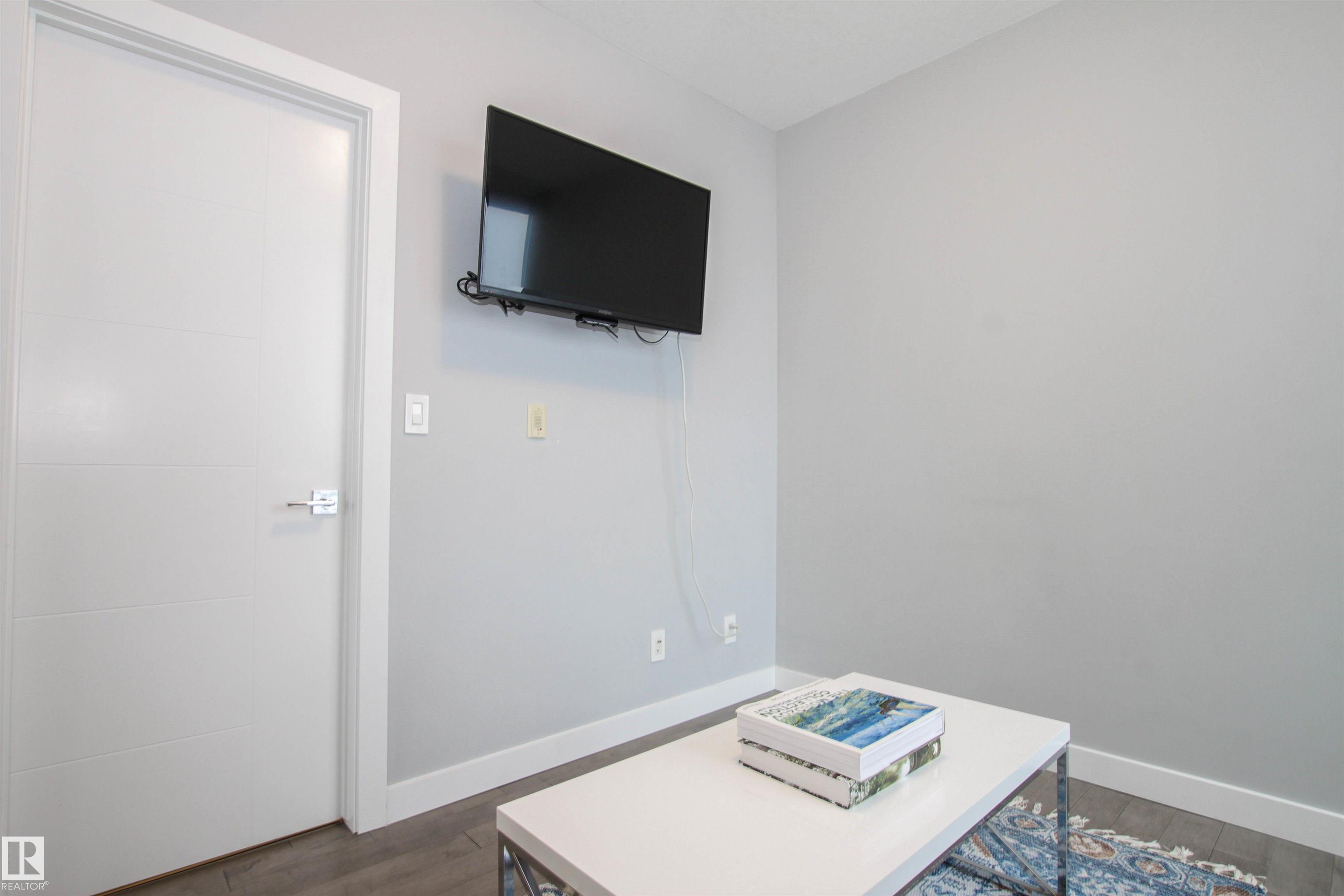 Photo 20 at 2003 - 10238 103 Street NW, Downtown, Edmonton