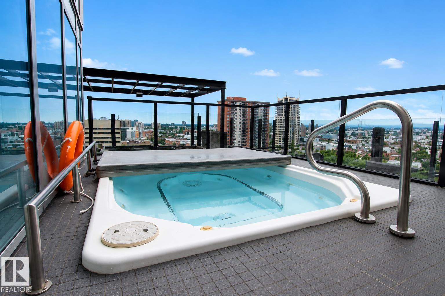 https://zimg.paragon.ice.com/ParagonImages/Property/PM/RAE/225394056/34/0/0/aa042b3b594e81444016a94892840e00/1/e2335b01fa0d868541d95a5b243c755a/225394056-fb1e30d3-5b67-4d62-928a-c308a2519201.JPG