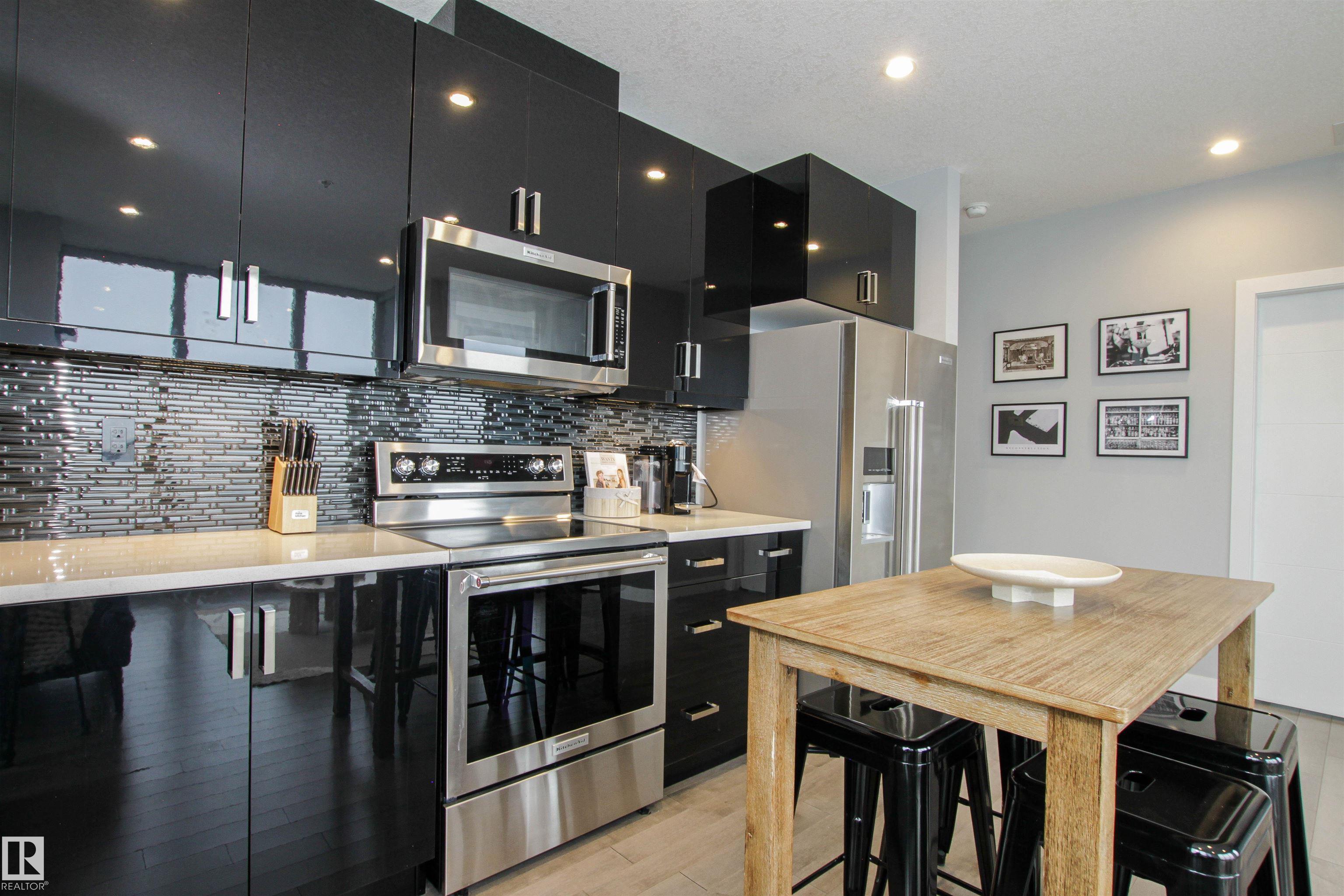 2003 - 10238 103 Street NW, Downtown, Edmonton