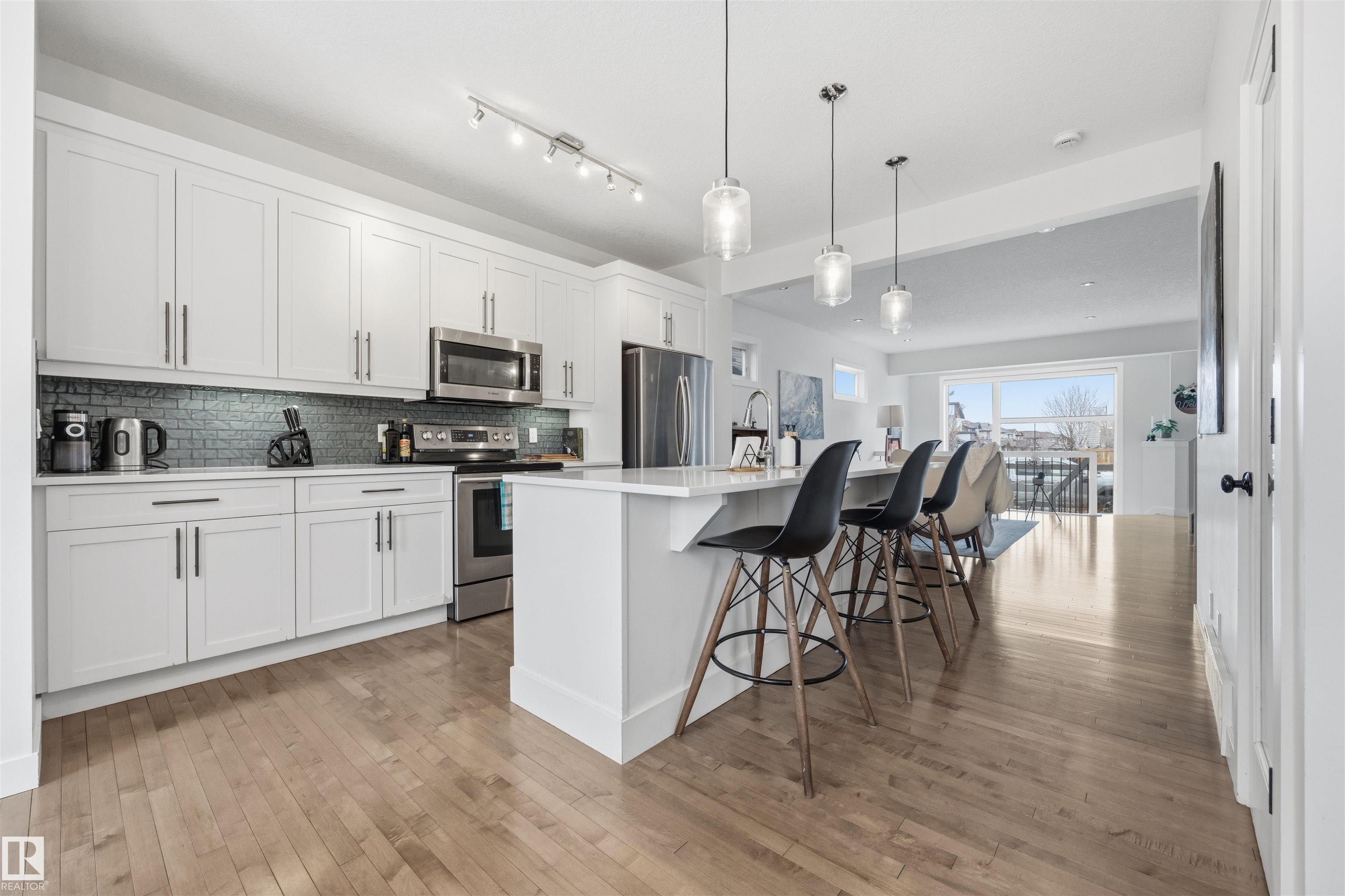 Photo 10 at 7123 Cardinal Way SW, Chappelle Area, Edmonton