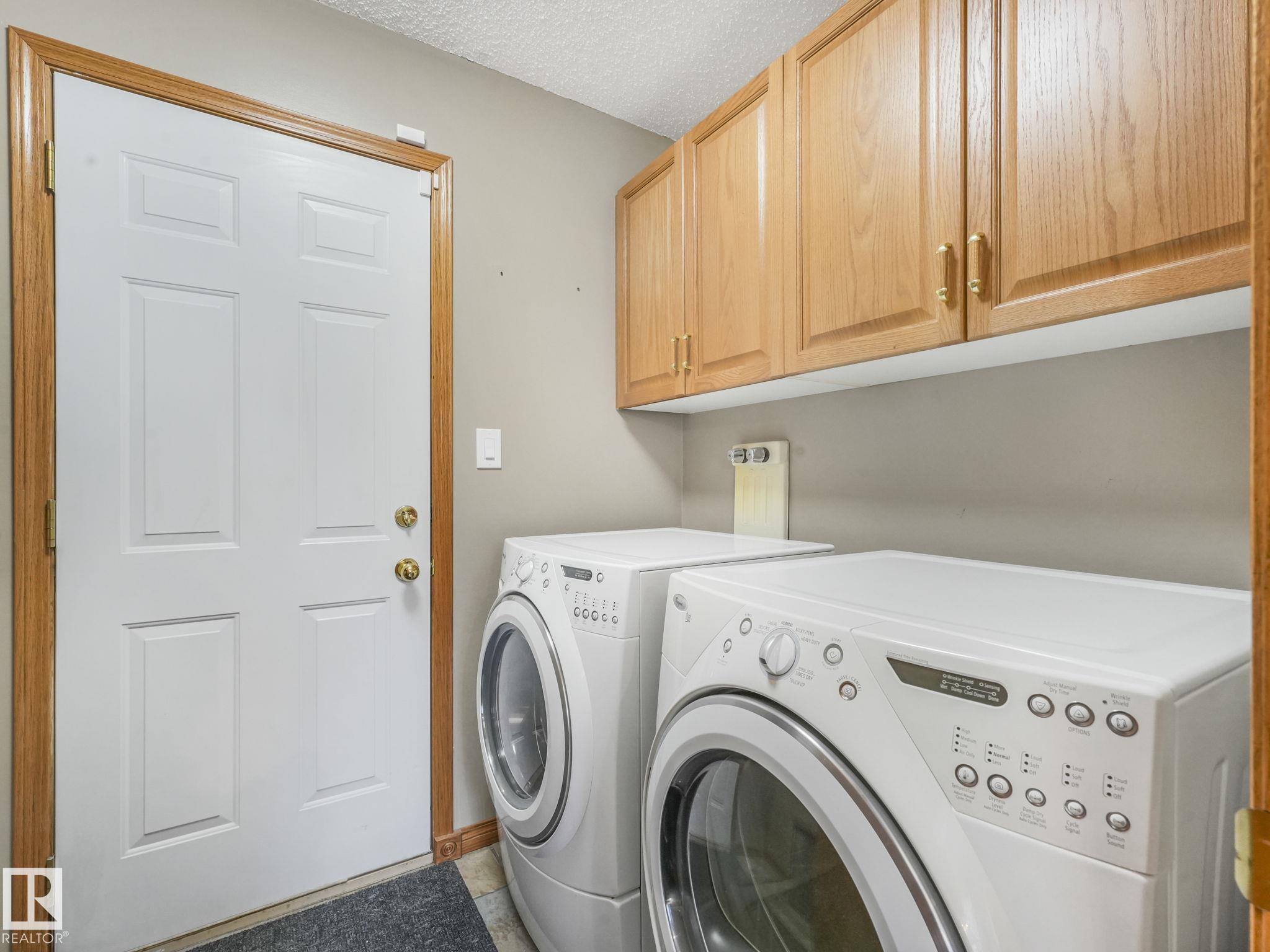 https://zimg.paragon.ice.com/ParagonImages/Property/PM/RAE/225394078/22/0/0/fe5cd4d8c658cb71eb10970ca5c5db10/1/11921e81bb3f074536a236b0a993da14/225394078-3fca9b75-29b7-4af6-acc2-65173d12a703.JPG