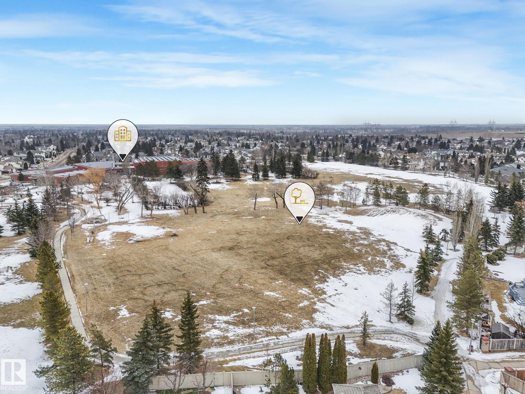 https://zimg.paragon.ice.com/ParagonImages/Property/PM/RAE/225394078/42/0/0/ba48374bdc4e118bc9839bf836bac67b/1/11921e81bb3f074536a236b0a993da14/225394078-9ea53ea0-b7e0-4cb9-843f-328e1a19526d.JPG