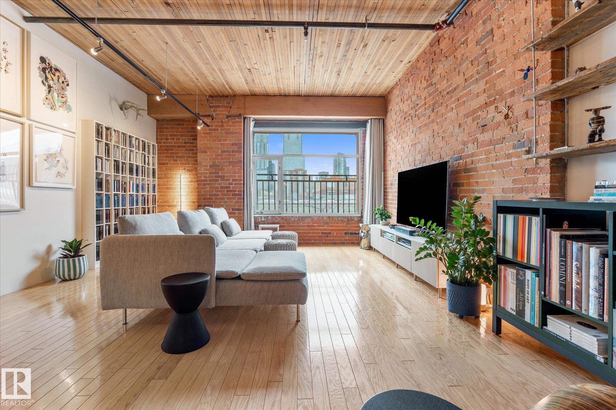 310 - 10301 109 Street NW, Downtown, Edmonton