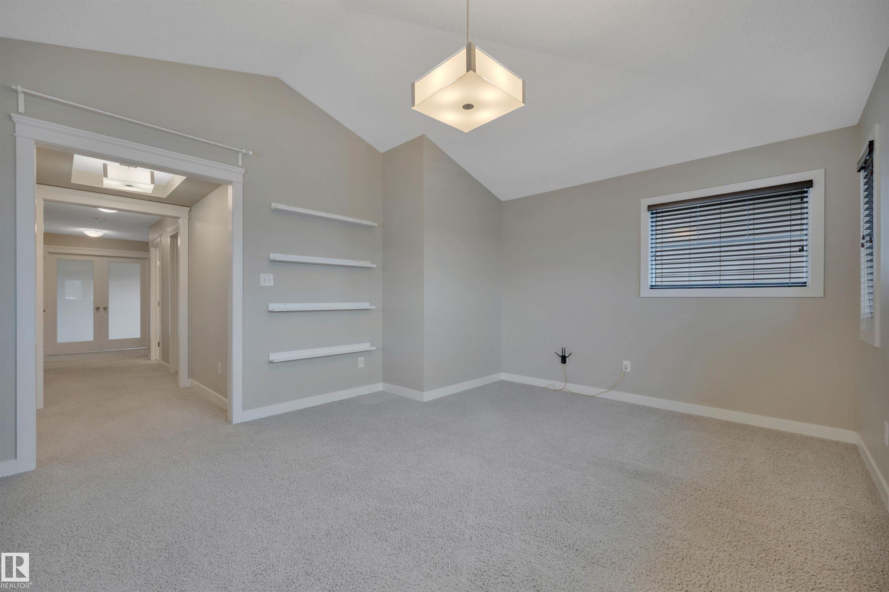 https://zimg.paragon.ice.com/ParagonImages/Property/PM/RAE/225394106/32/0/0/0e8238d7fa34978c6ad0f5eb5eeaa61b/1/12dc4f622f12b4c2775abf7b24dcbeb9/225394106-2876d86d-fe0b-4938-b579-1bc3cfa46b82.JPG