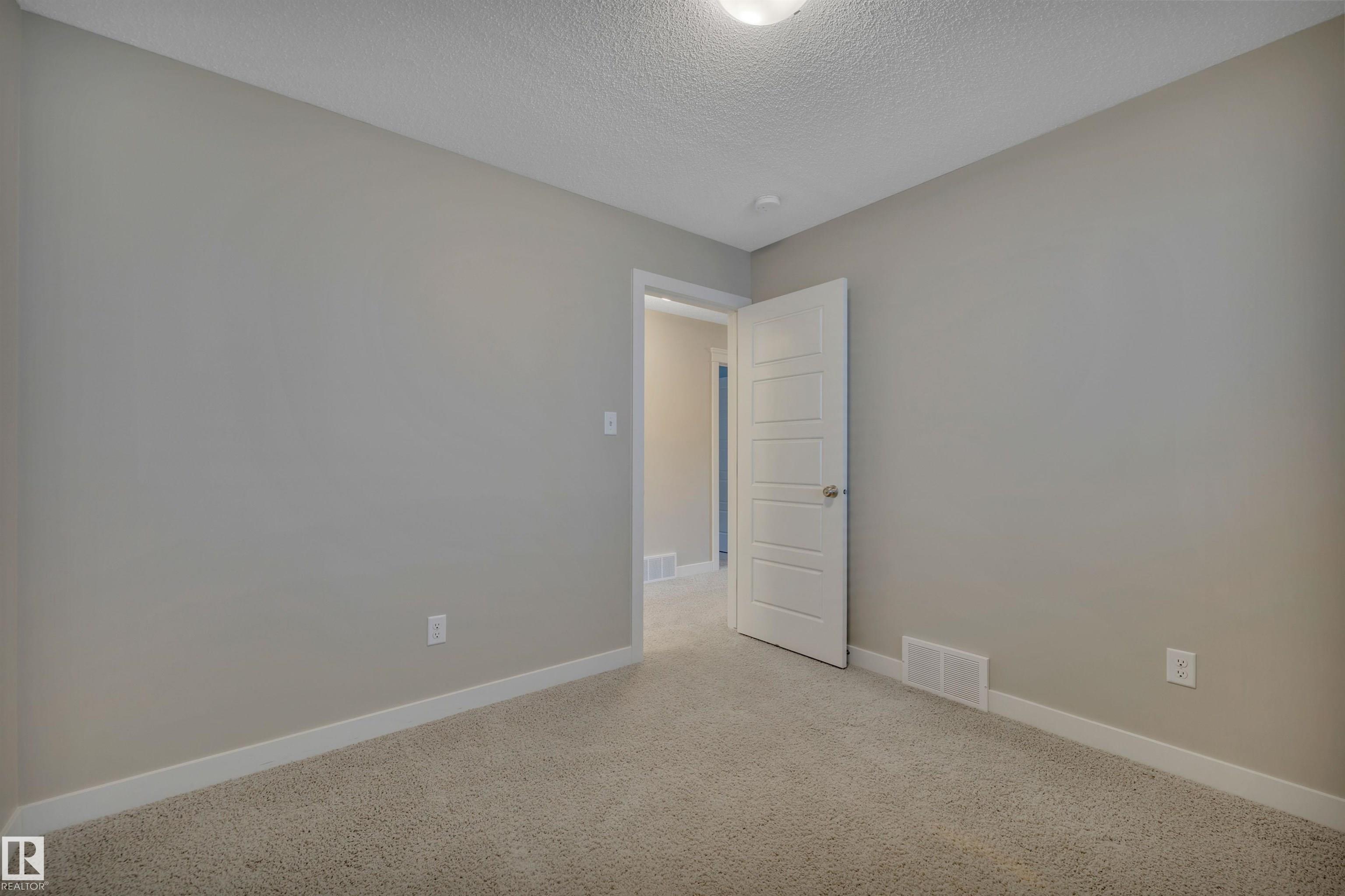 https://zimg.paragon.ice.com/ParagonImages/Property/PM/RAE/225394106/47/0/0/2909a4e2c485c590d056bd9605e1a10c/1/12dc4f622f12b4c2775abf7b24dcbeb9/225394106-140fec13-97e1-4539-b0ee-834d9e90735e.JPG