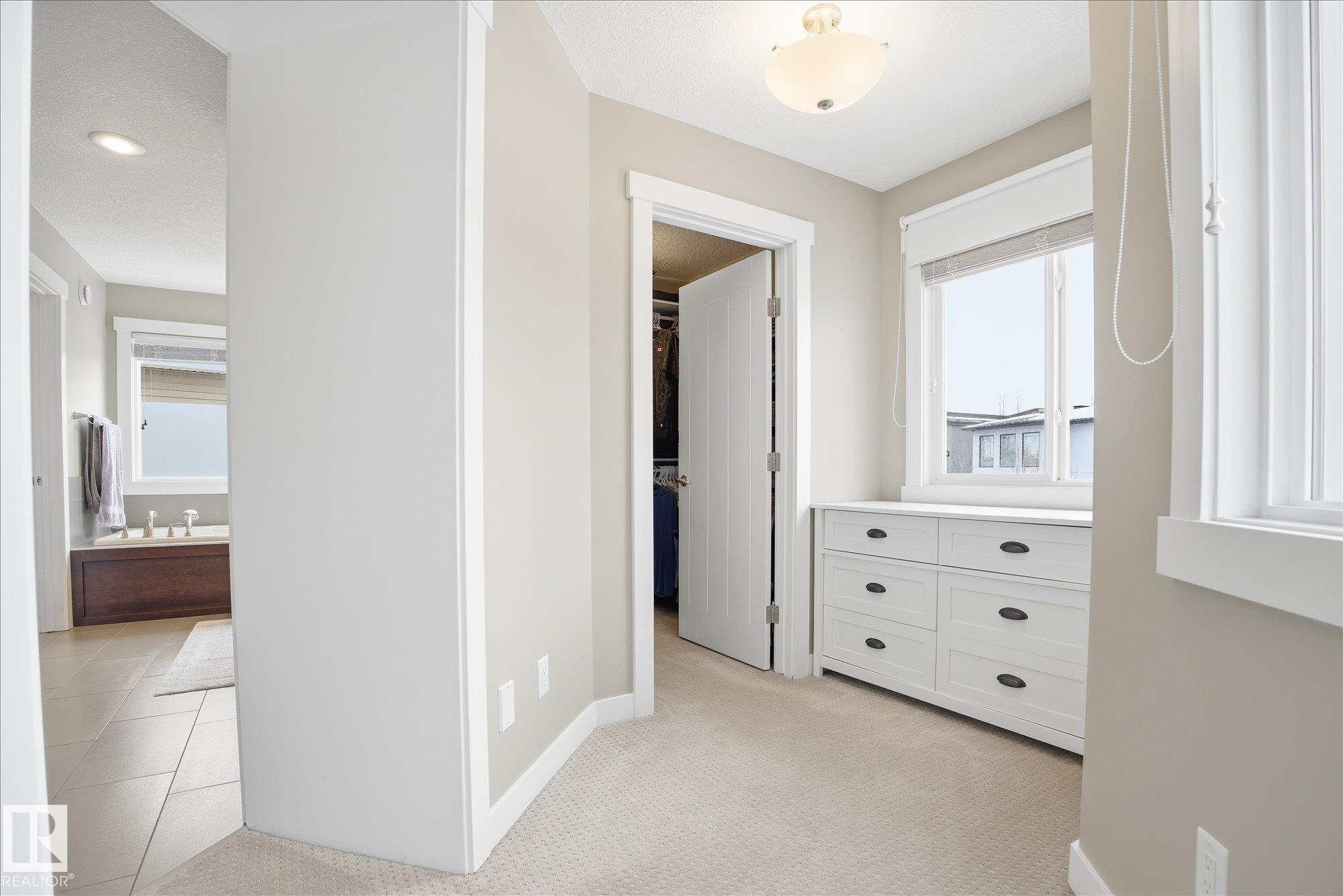 Photo 32 at 1408 Chahley Place NW, Cameron Heights, Edmonton