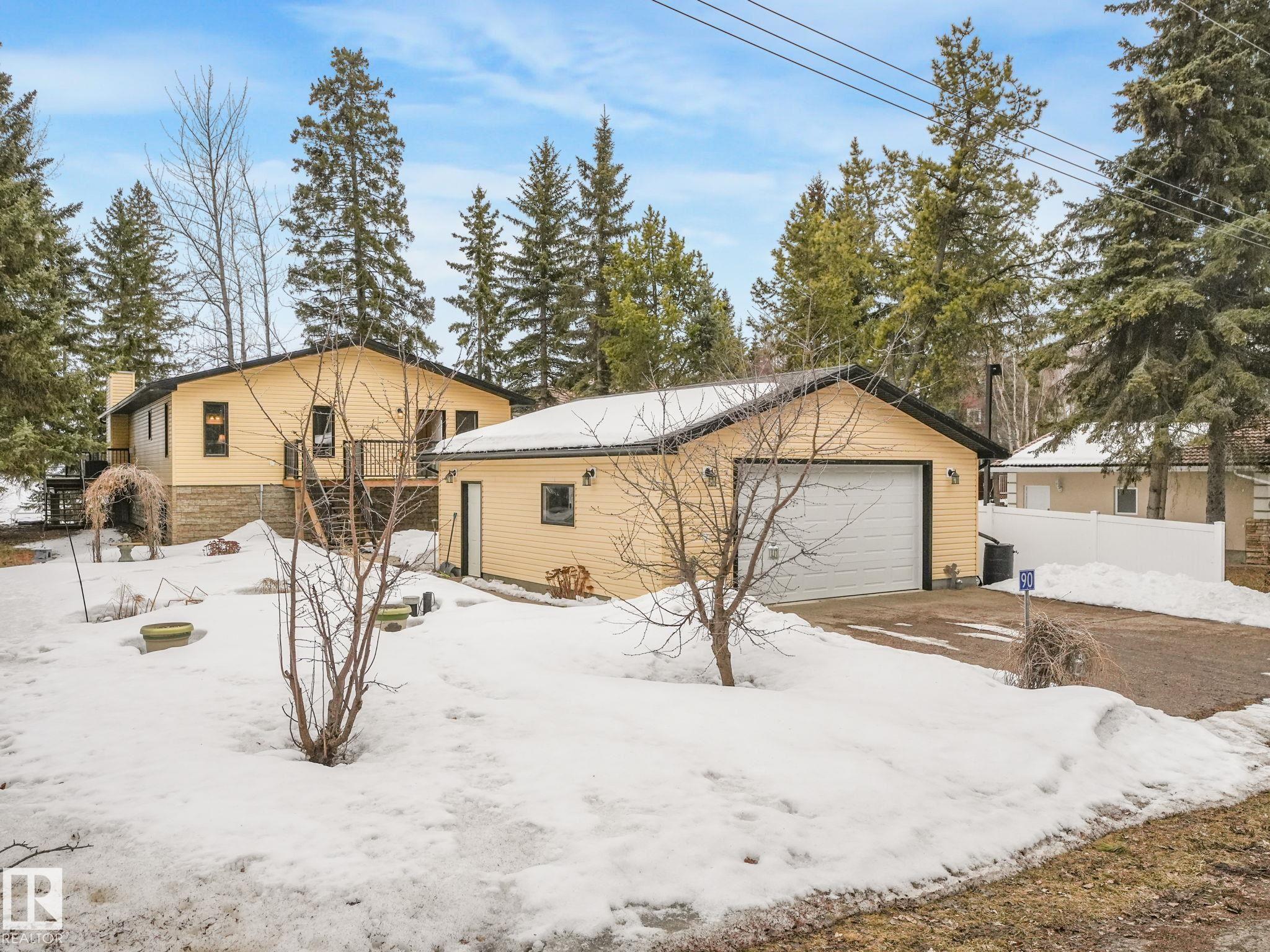 Photo 6 at 90 - 2001 Twp Road, Mitchell Beach, Rural Leduc County