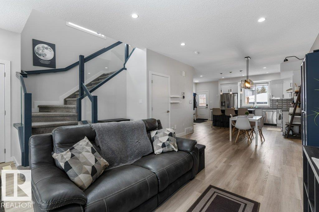 Picture for 11029 150 ST NW