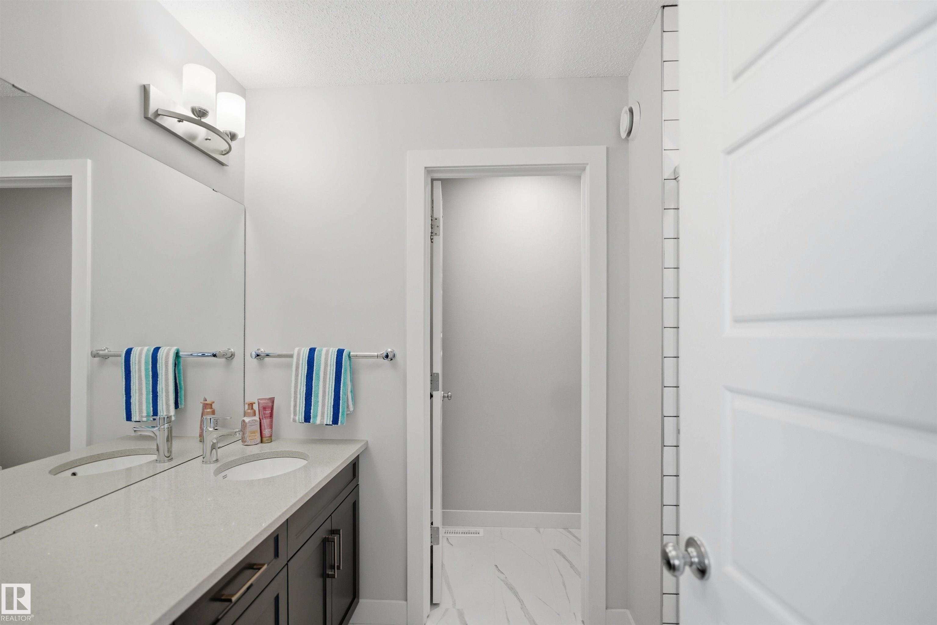 Photo 33 at 7017 54 Avenue, Elan, Beaumont