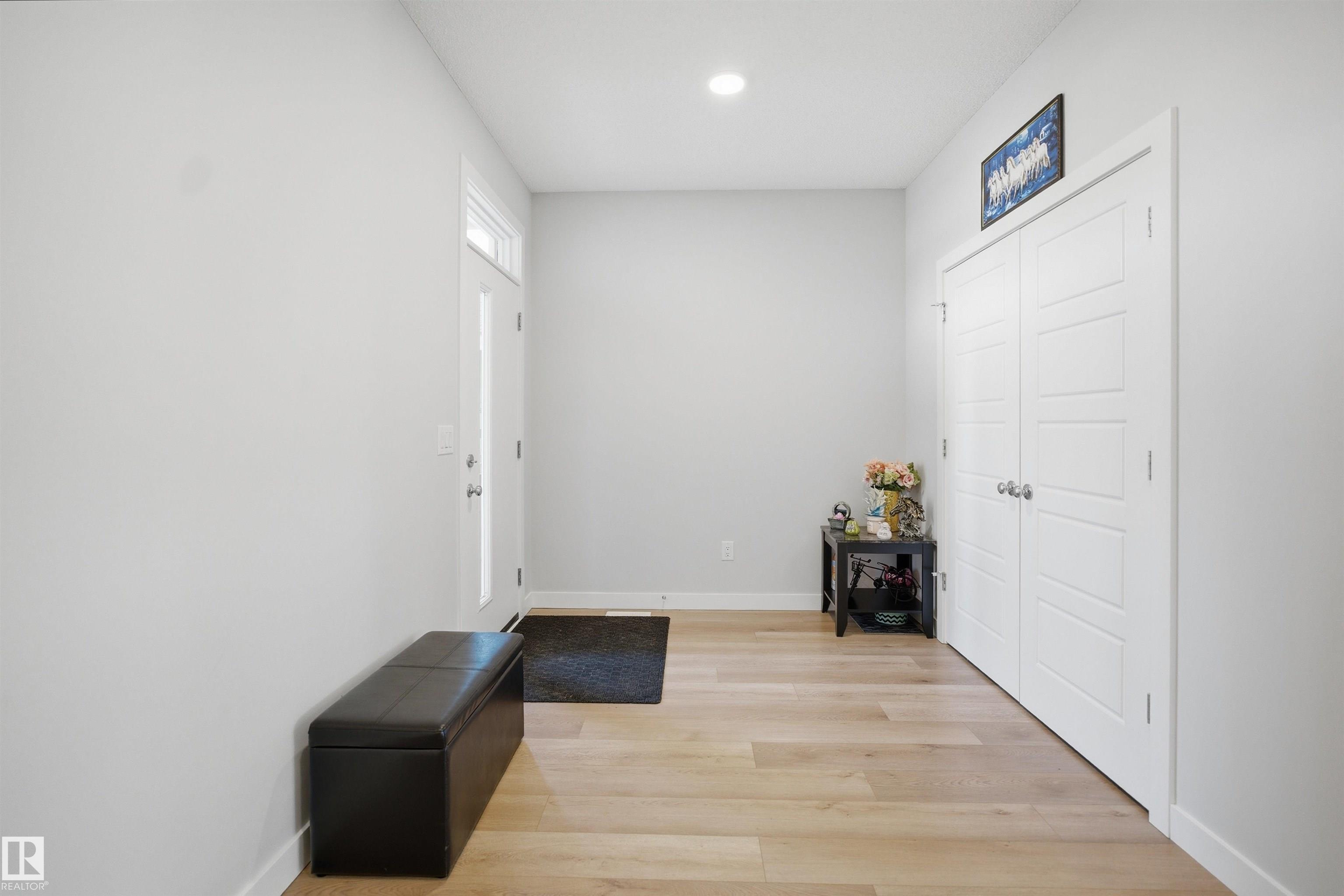 7017 54 Avenue, Elan, Beaumont