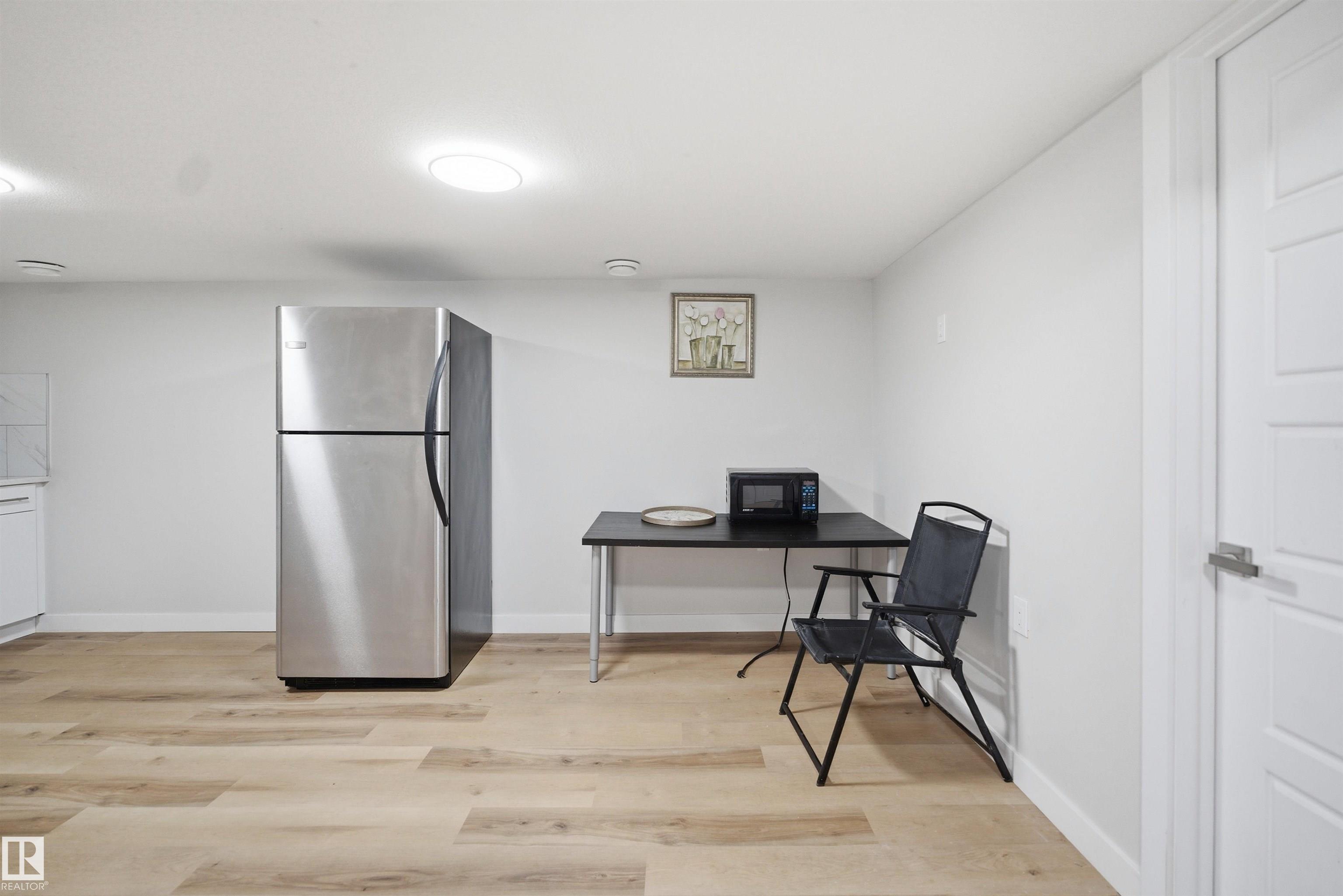 Photo 42 at 7017 54 Avenue, Elan, Beaumont