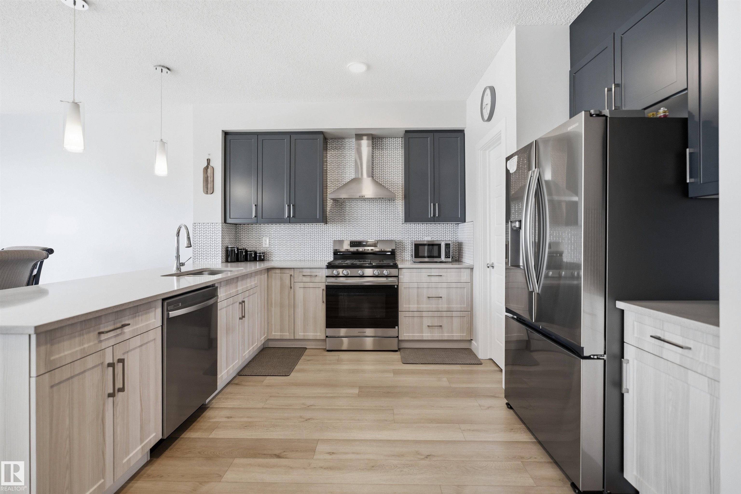 Photo 10 at 7017 54 Avenue, Elan, Beaumont