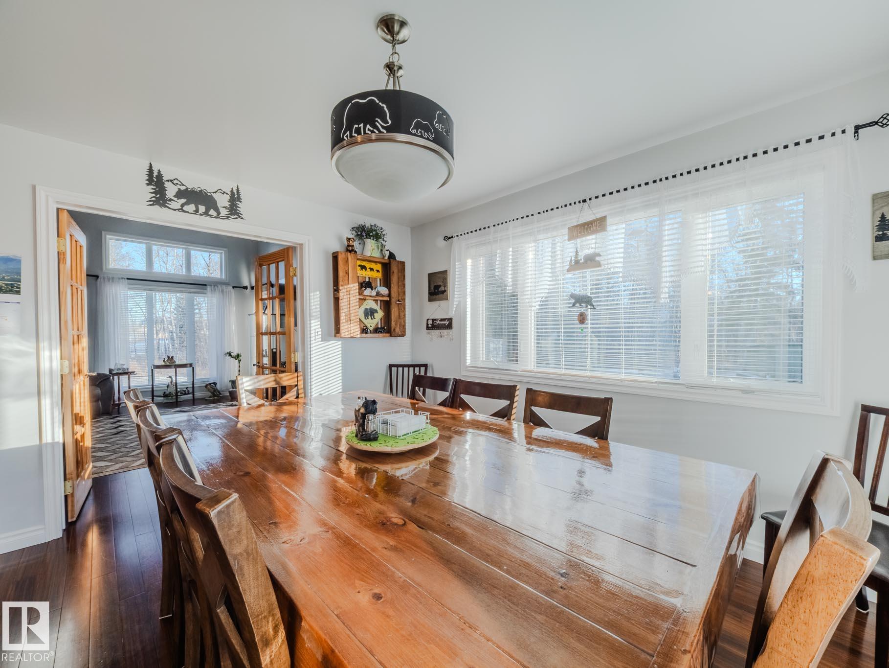 Photo 11 at 50 - 50150 Rge Rd 232, Twin Peaks Ranch Estates, Rural Leduc County