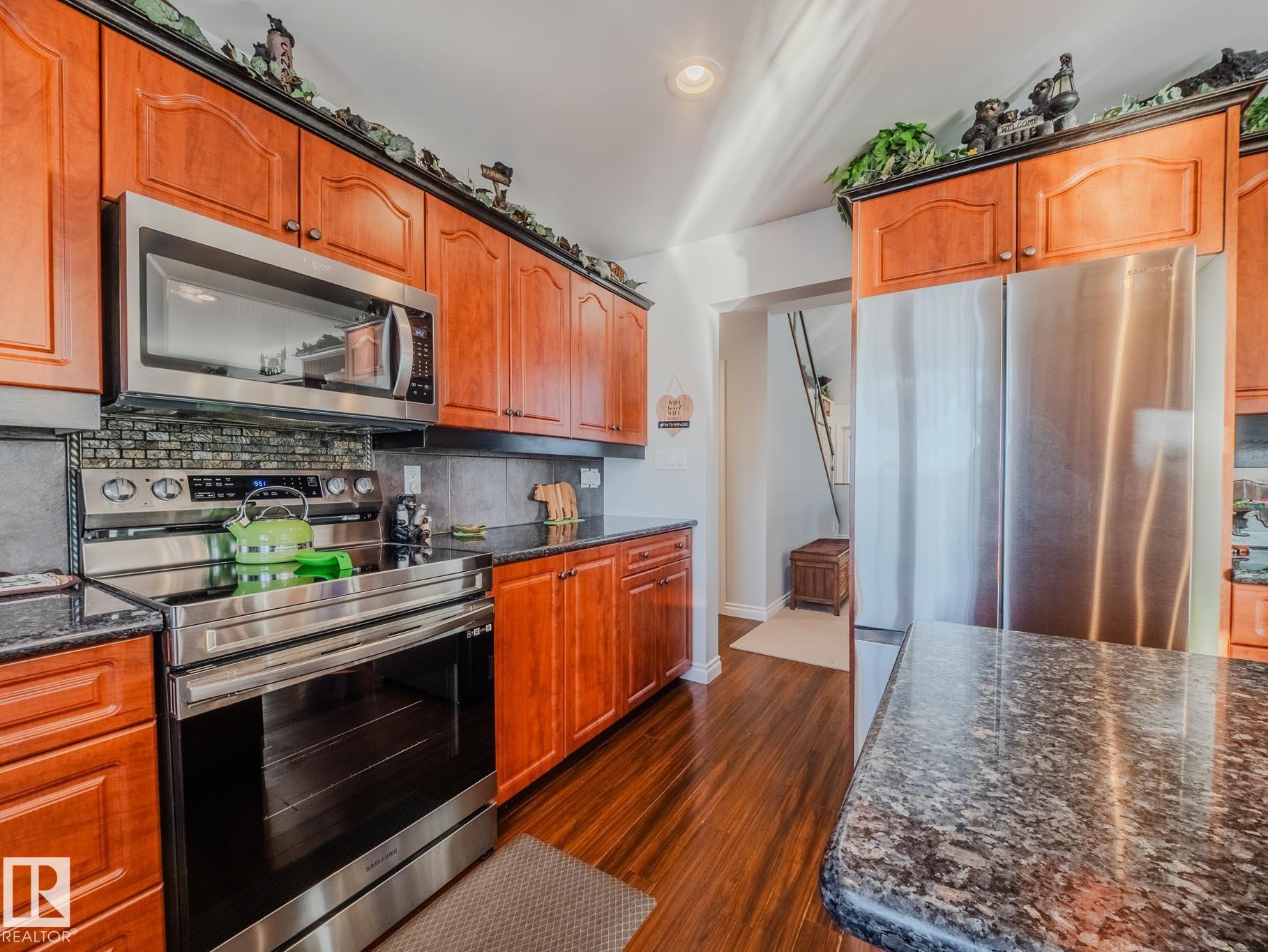 Photo 17 at 50 - 50150 Rge Rd 232, Twin Peaks Ranch Estates, Rural Leduc County