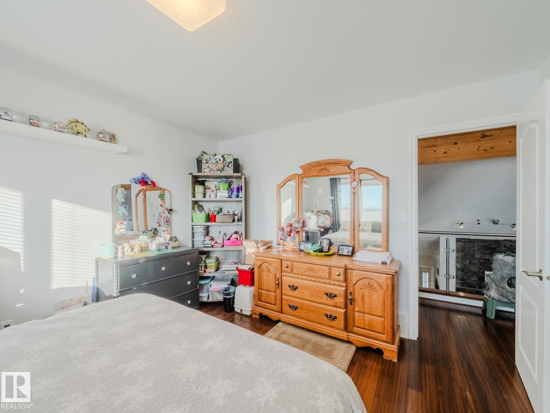 Photo 33 at 50 - 50150 Rge Rd 232, Twin Peaks Ranch Estates, Rural Leduc County