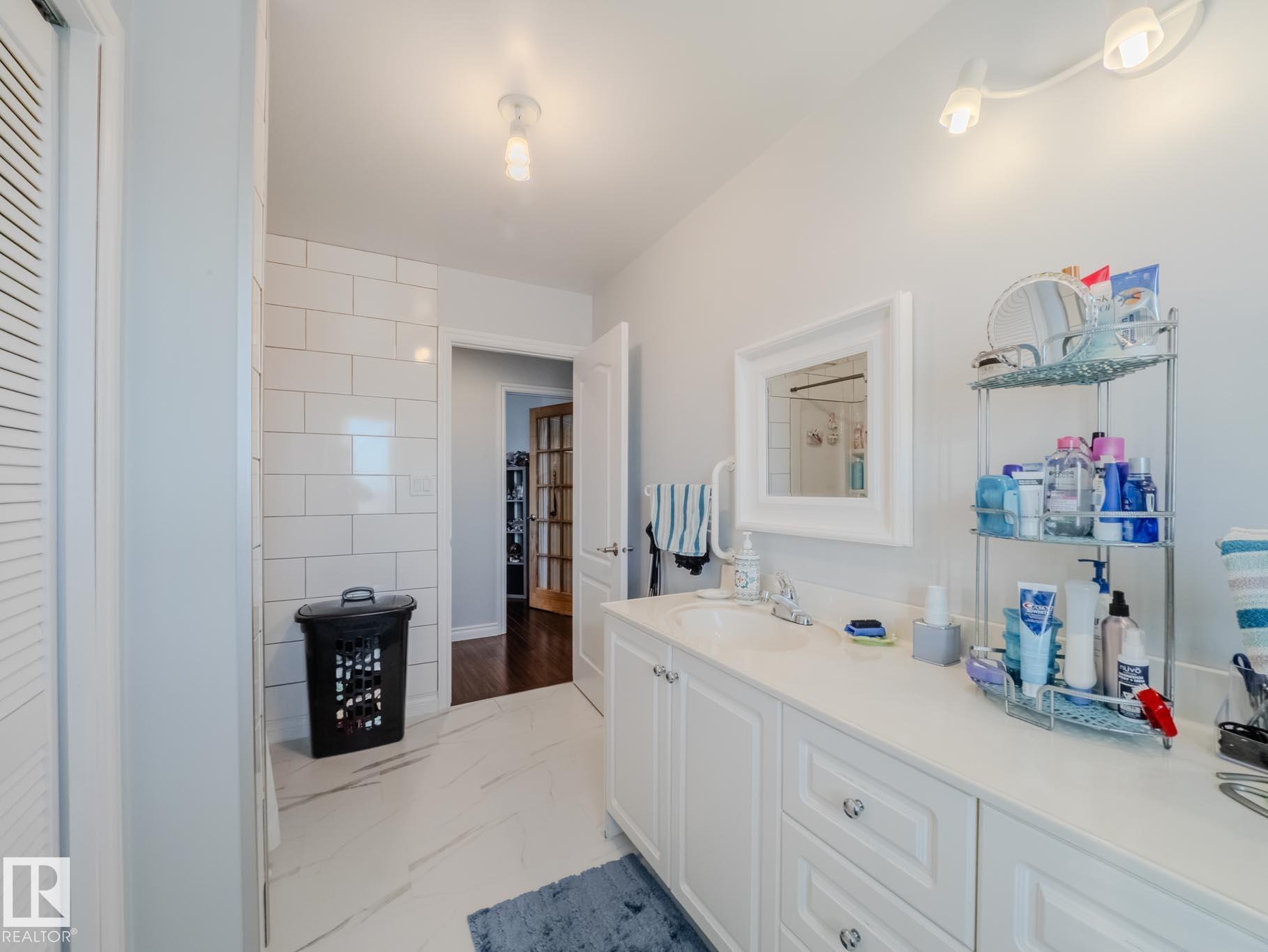 Photo 40 at 50 - 50150 Rge Rd 232, Twin Peaks Ranch Estates, Rural Leduc County