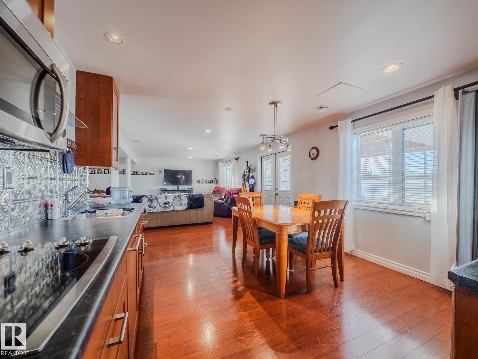 Photo 55 at 50 - 50150 Rge Rd 232, Twin Peaks Ranch Estates, Rural Leduc County