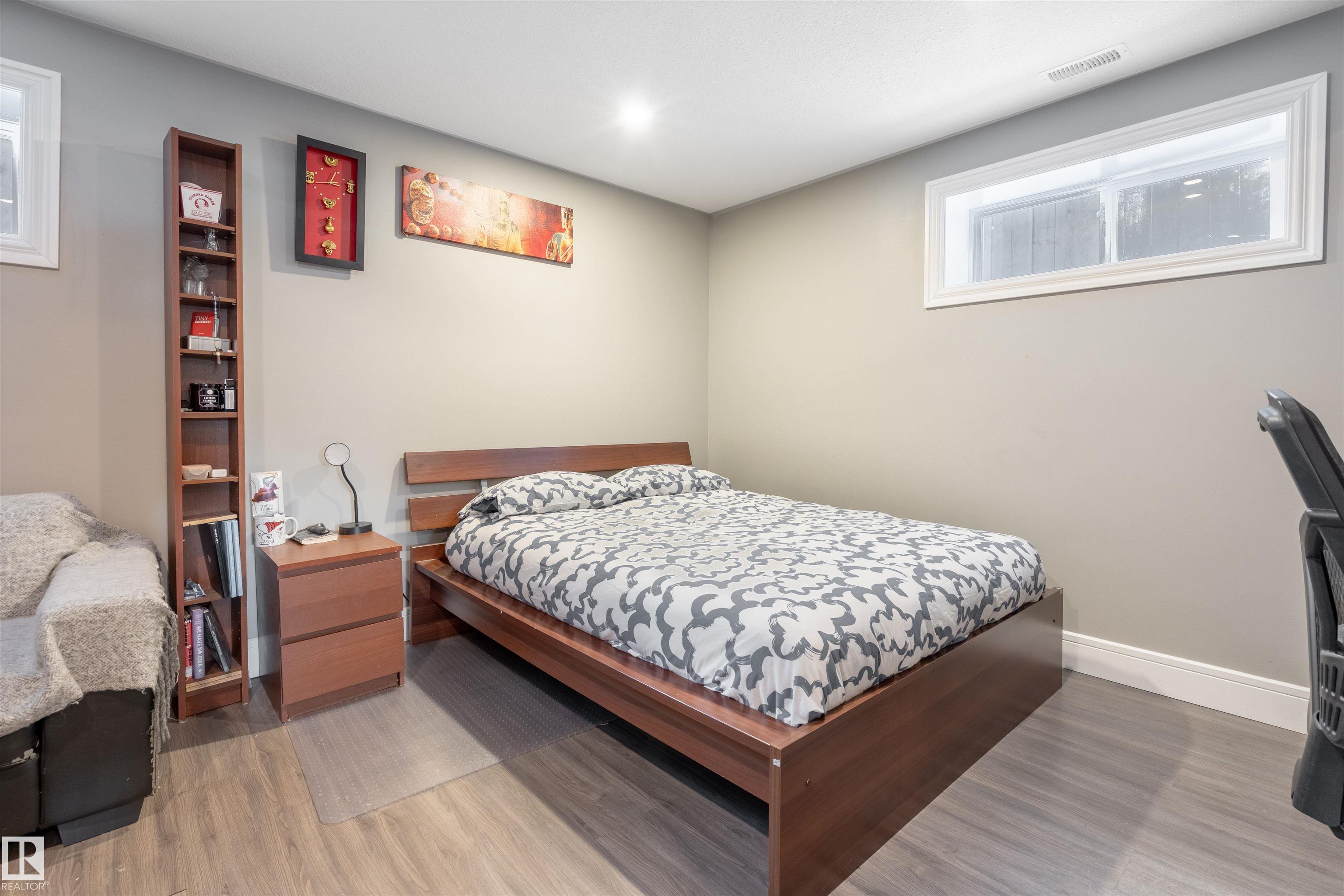 https://zimg.paragon.ice.com/ParagonImages/Property/PM/RAE/225394233/28/0/0/824860e7ab731d97a59199566327f97f/1/e85ef1a4c1f7dead4342c39b0c0de7d5/225394233-2d9fa097-5eed-4611-bc01-077353590ab1.JPG