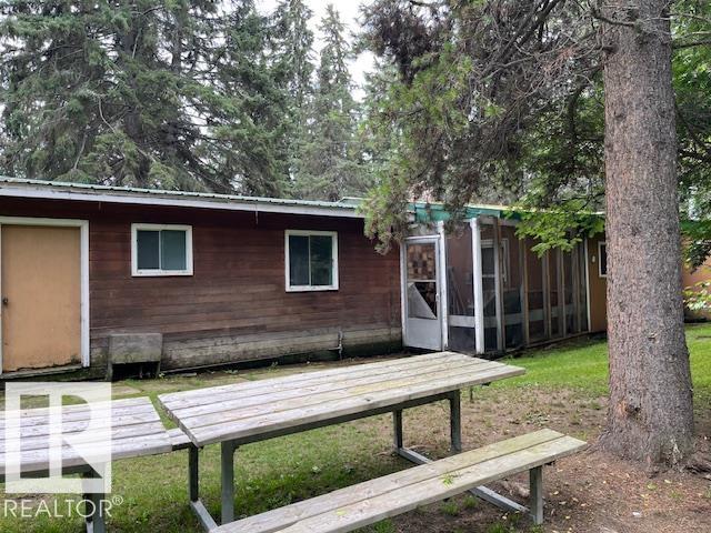 1040 A&B Mitchell Beach, Mitchell Beach, Rural Leduc County