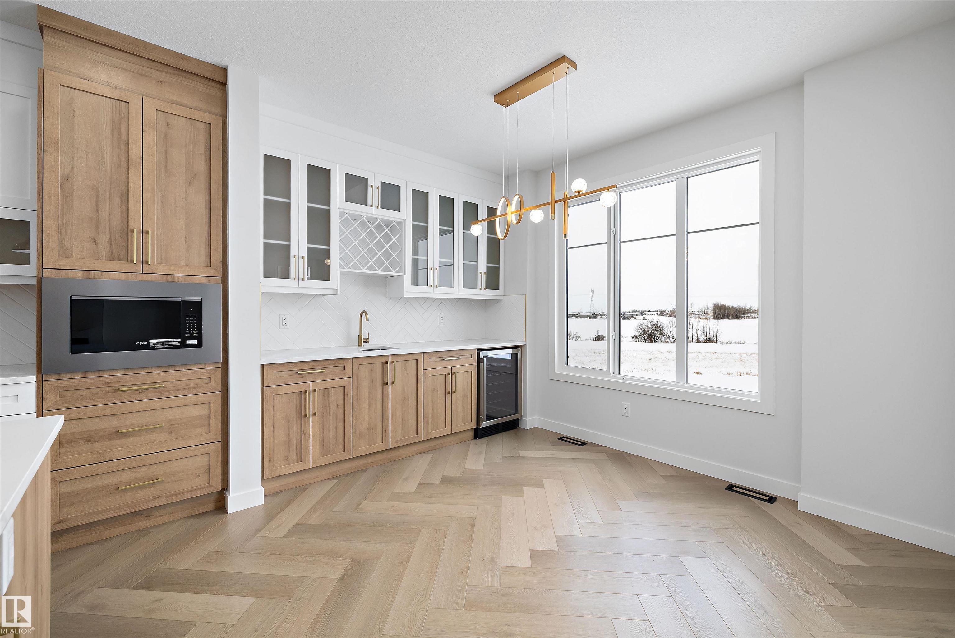 Photo 14 at 236 Kinglet Boulevard NW, Kinglet Gardens, Edmonton