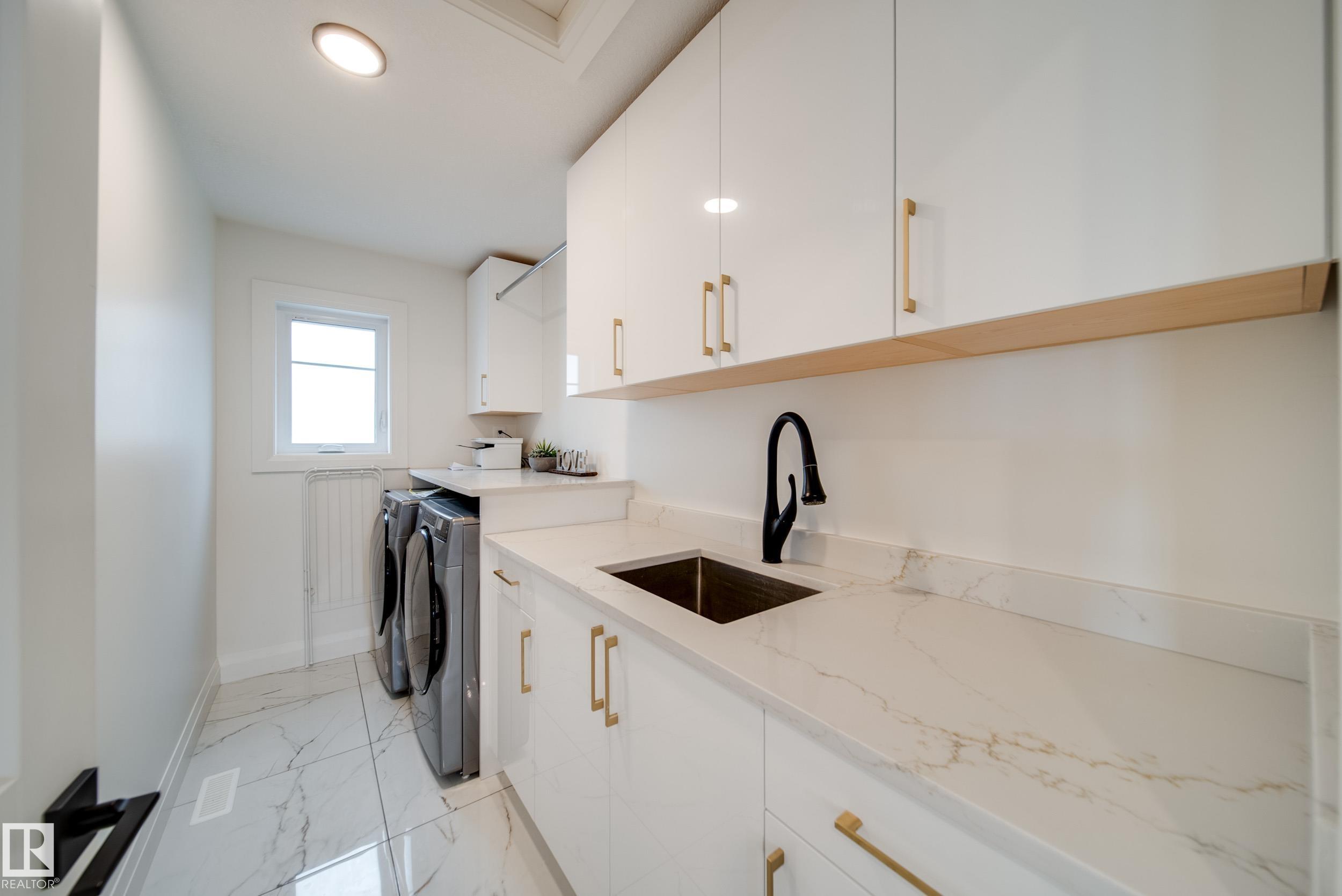 Photo 18 at 35 Elwyck Gate, Fenwyck, Spruce Grove