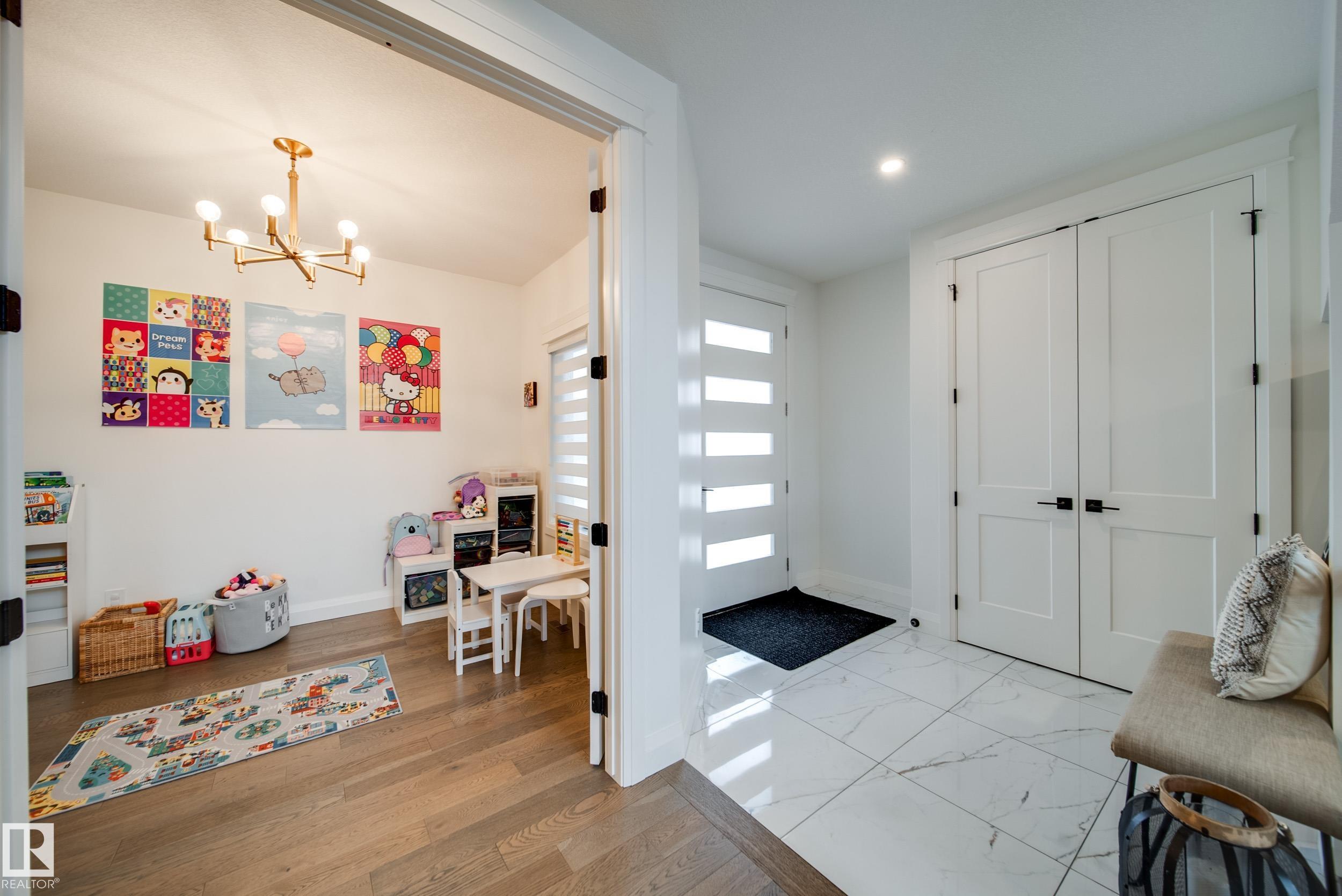 Photo 20 at 35 Elwyck Gate, Fenwyck, Spruce Grove