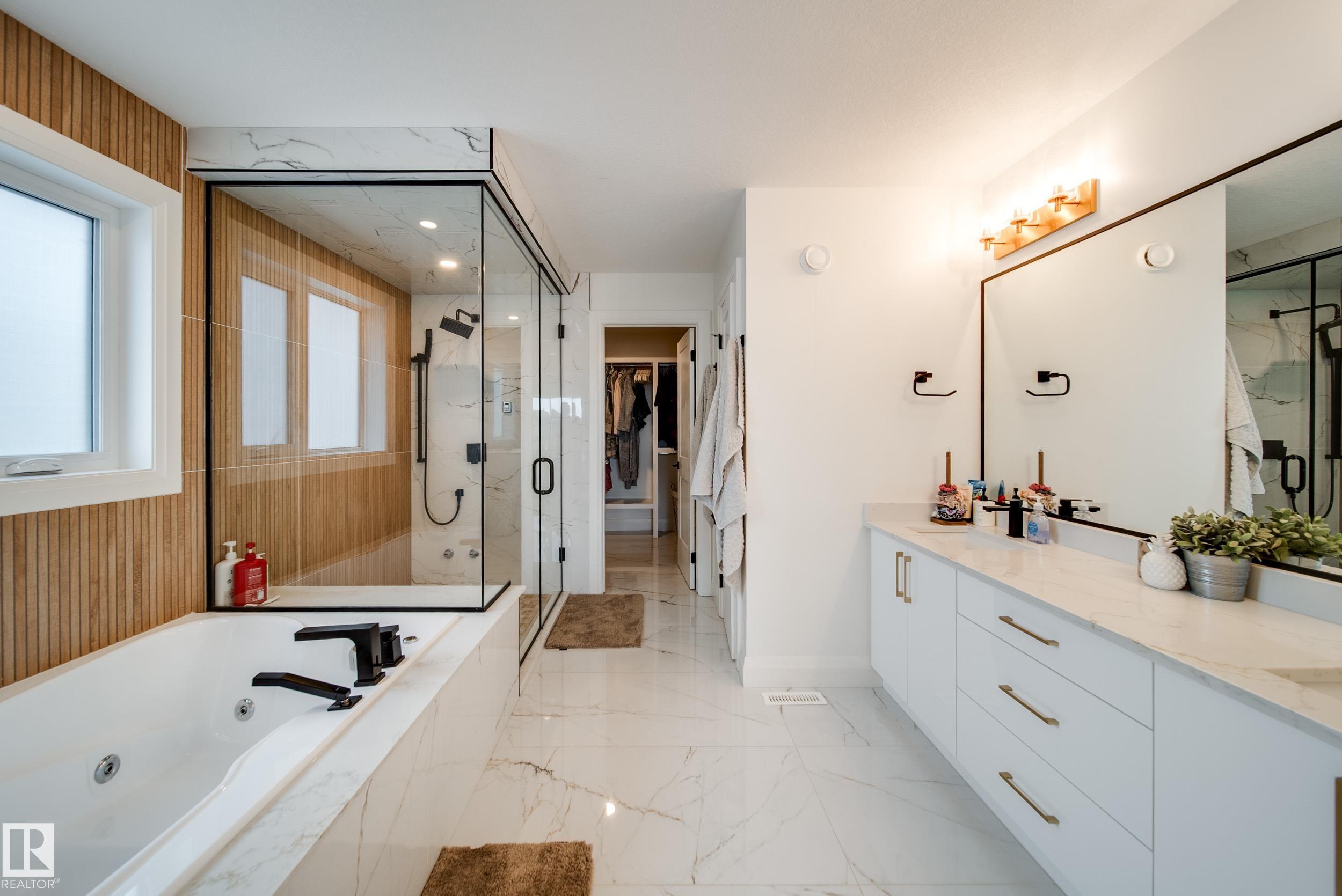 Photo 33 at 35 Elwyck Gate, Fenwyck, Spruce Grove