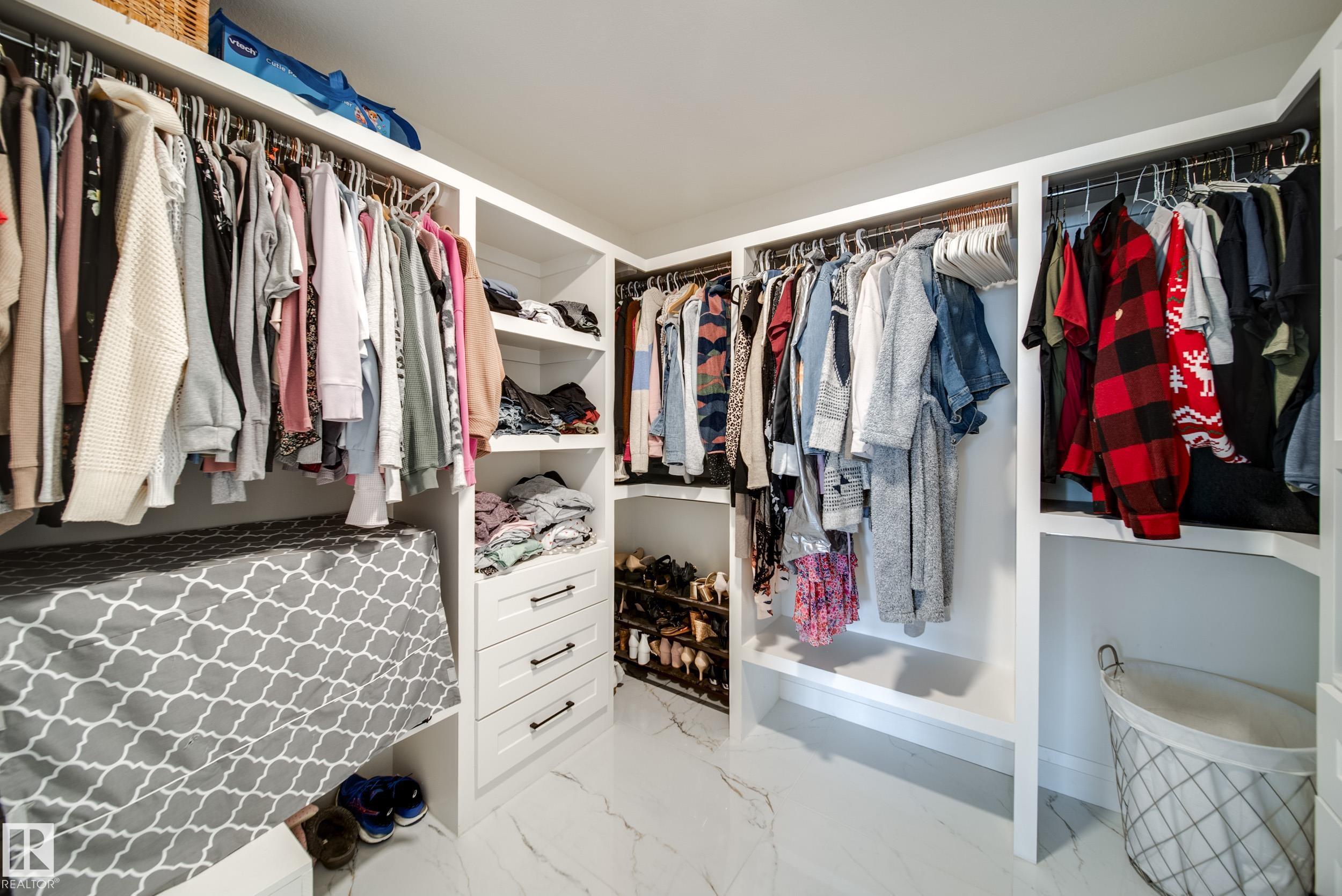 Photo 36 at 35 Elwyck Gate, Fenwyck, Spruce Grove