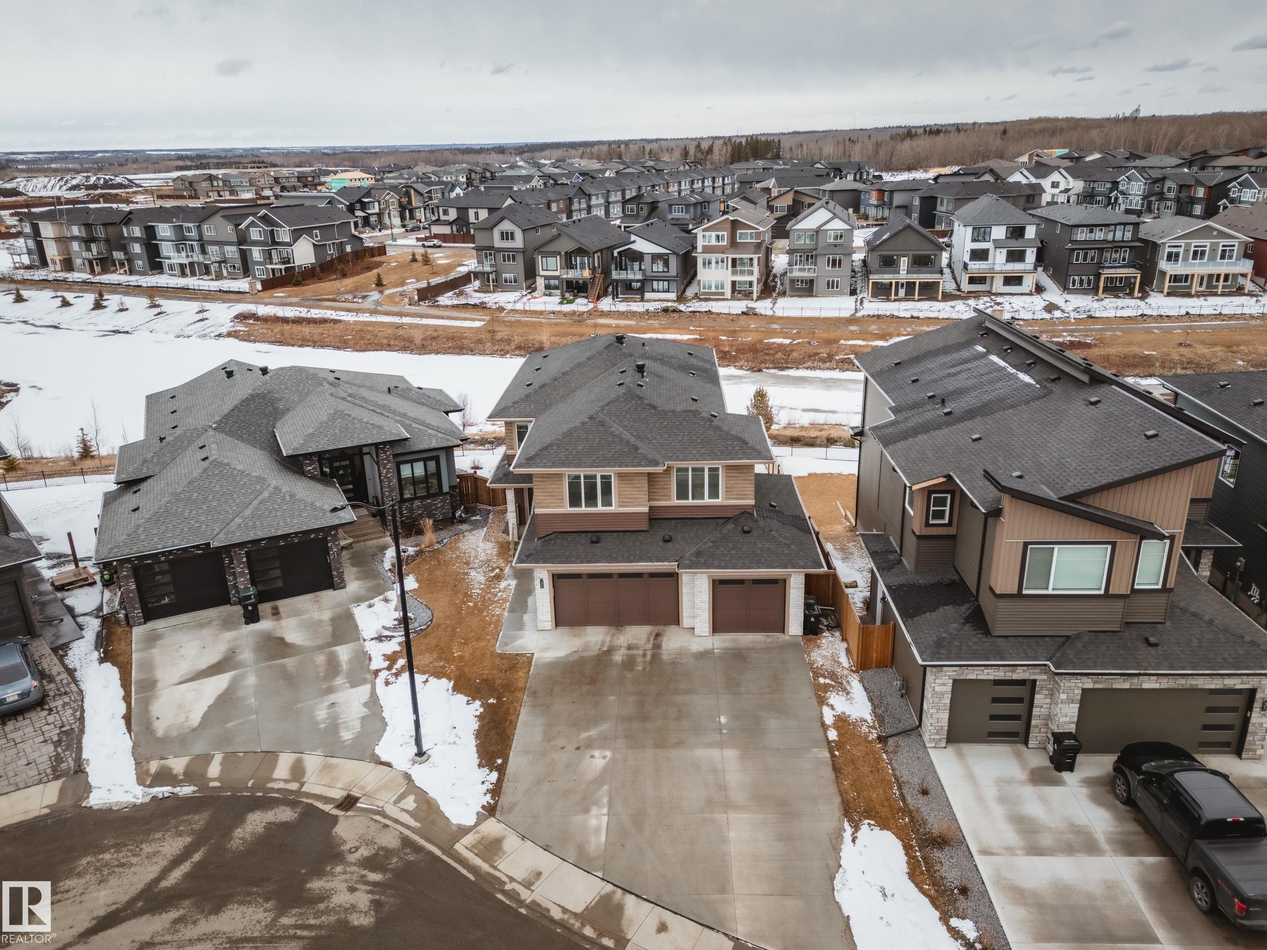 Photo 52 at 35 Elwyck Gate, Fenwyck, Spruce Grove