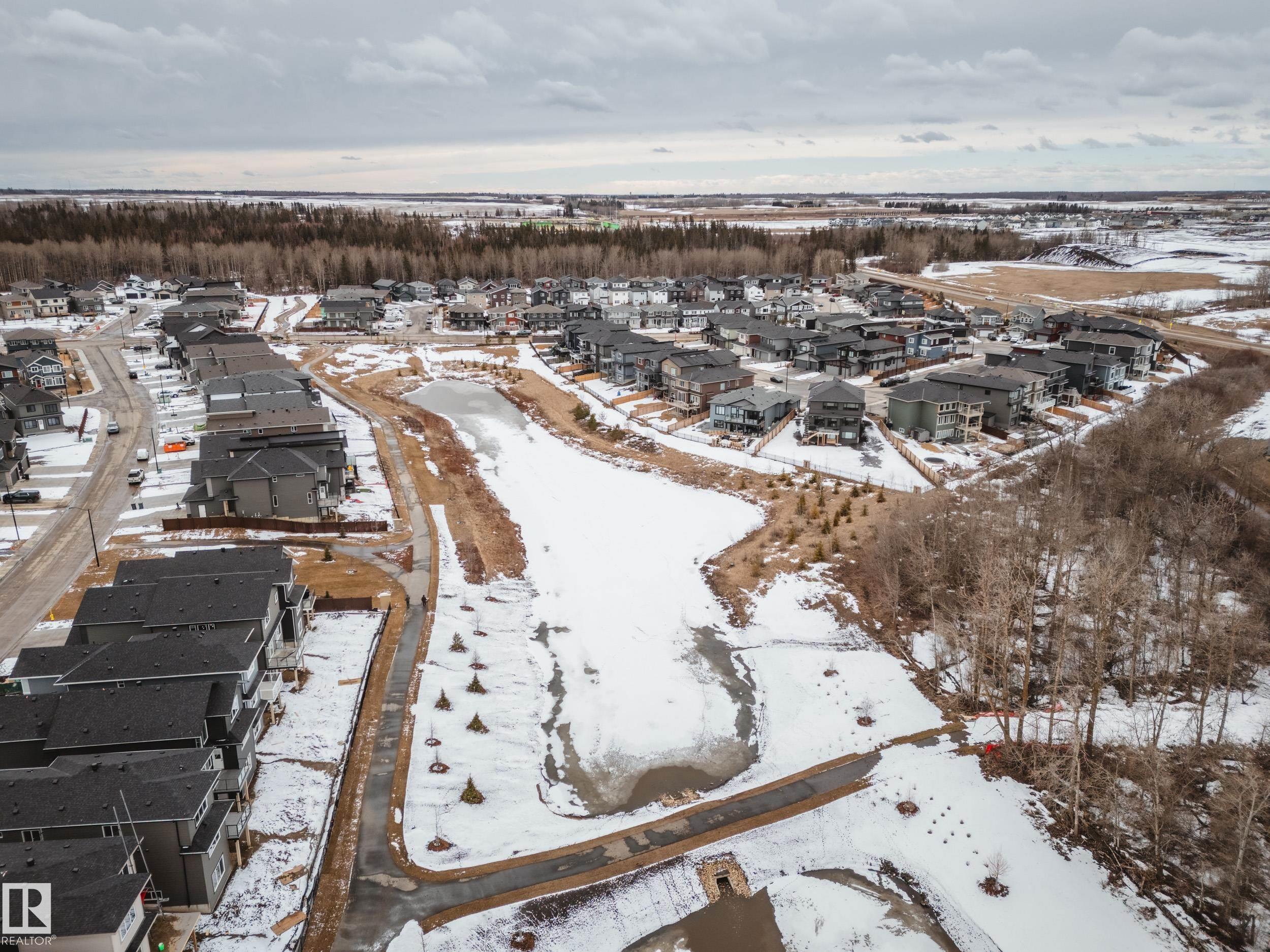 Photo 54 at 35 Elwyck Gate, Fenwyck, Spruce Grove