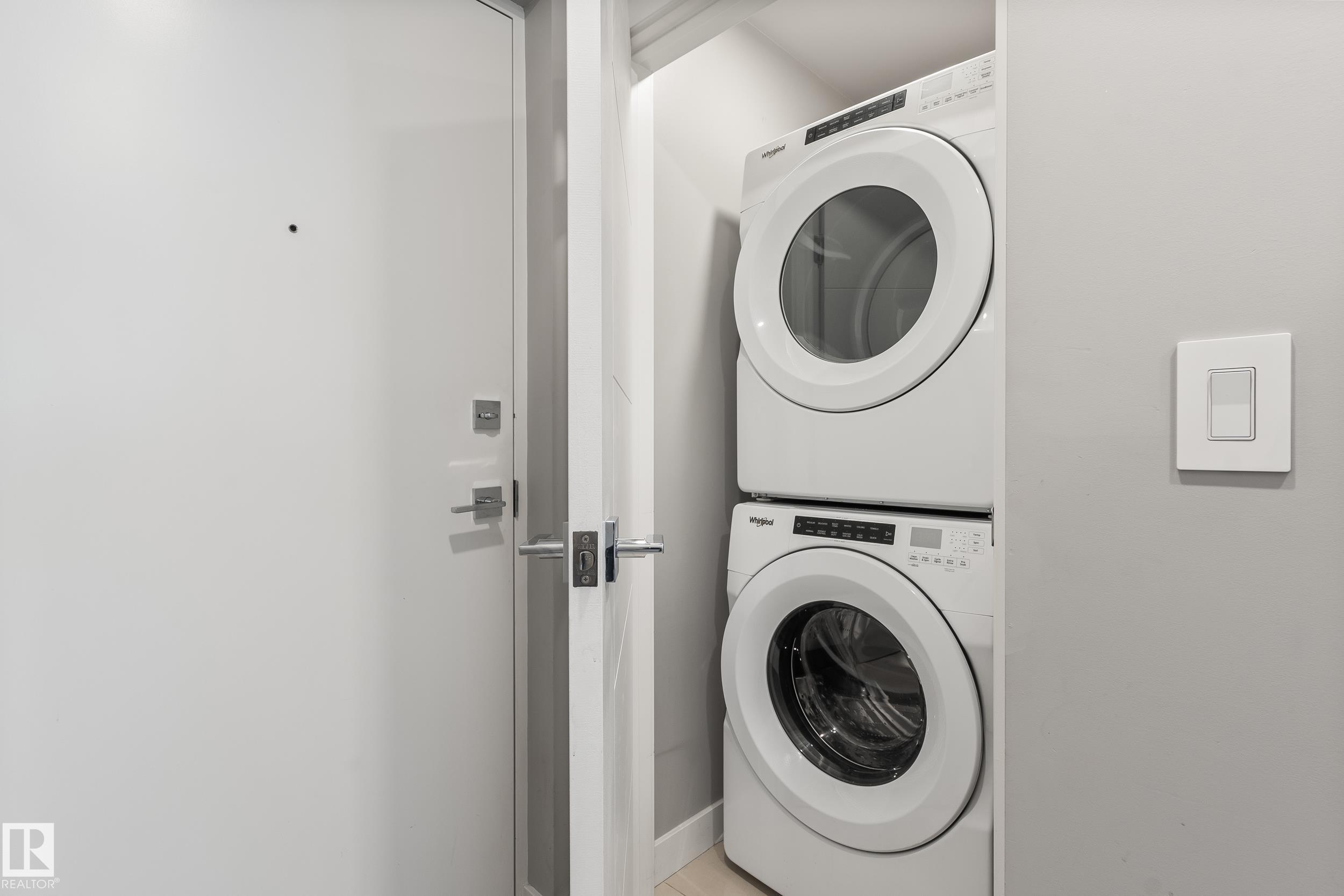 Photo 25 at 2303 - 10180 103 Street NW, Downtown, Edmonton