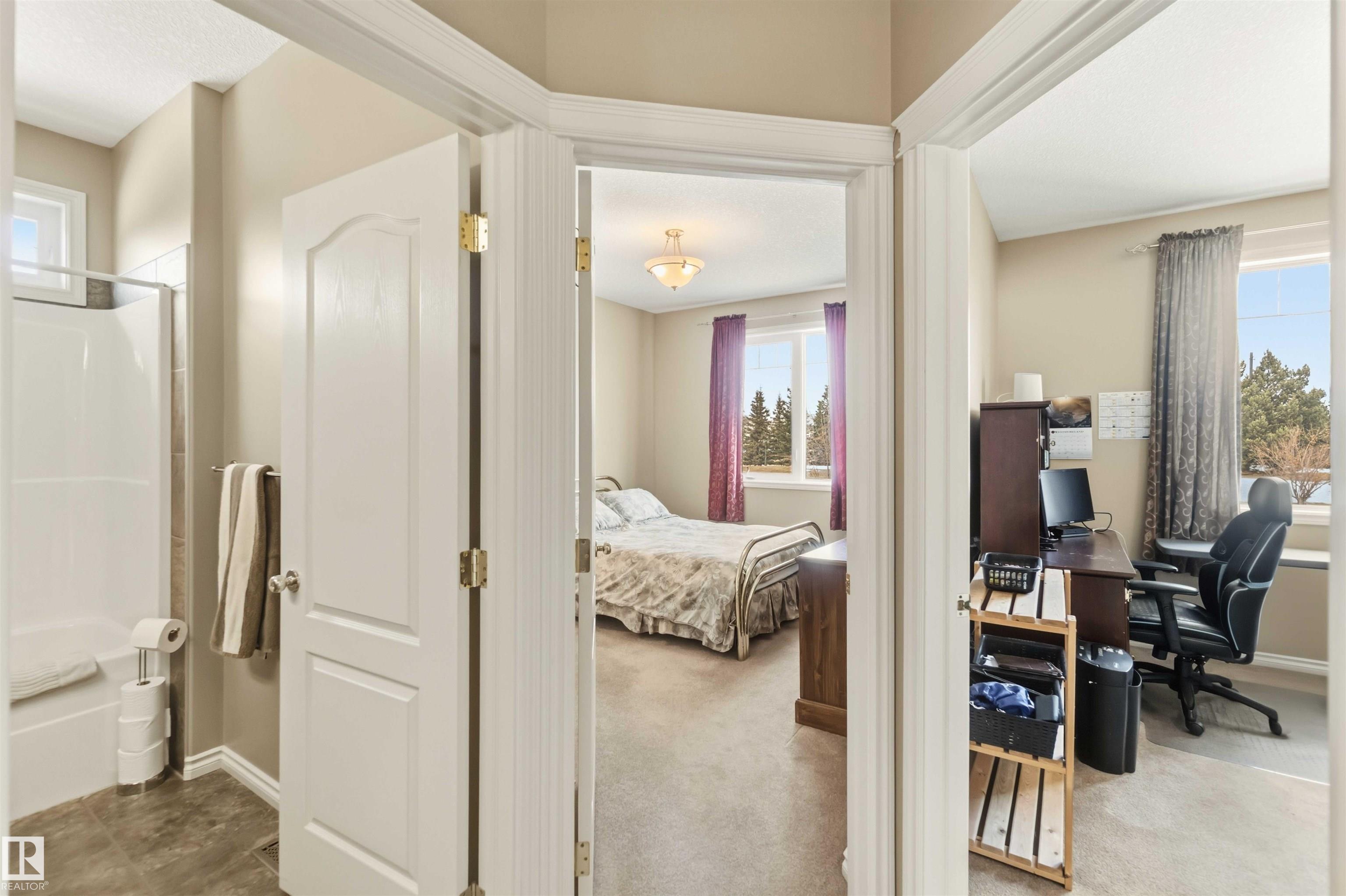 Photo 27 at 5 - 53522 Rge Road 272, Century Estates, Rural Parkland County