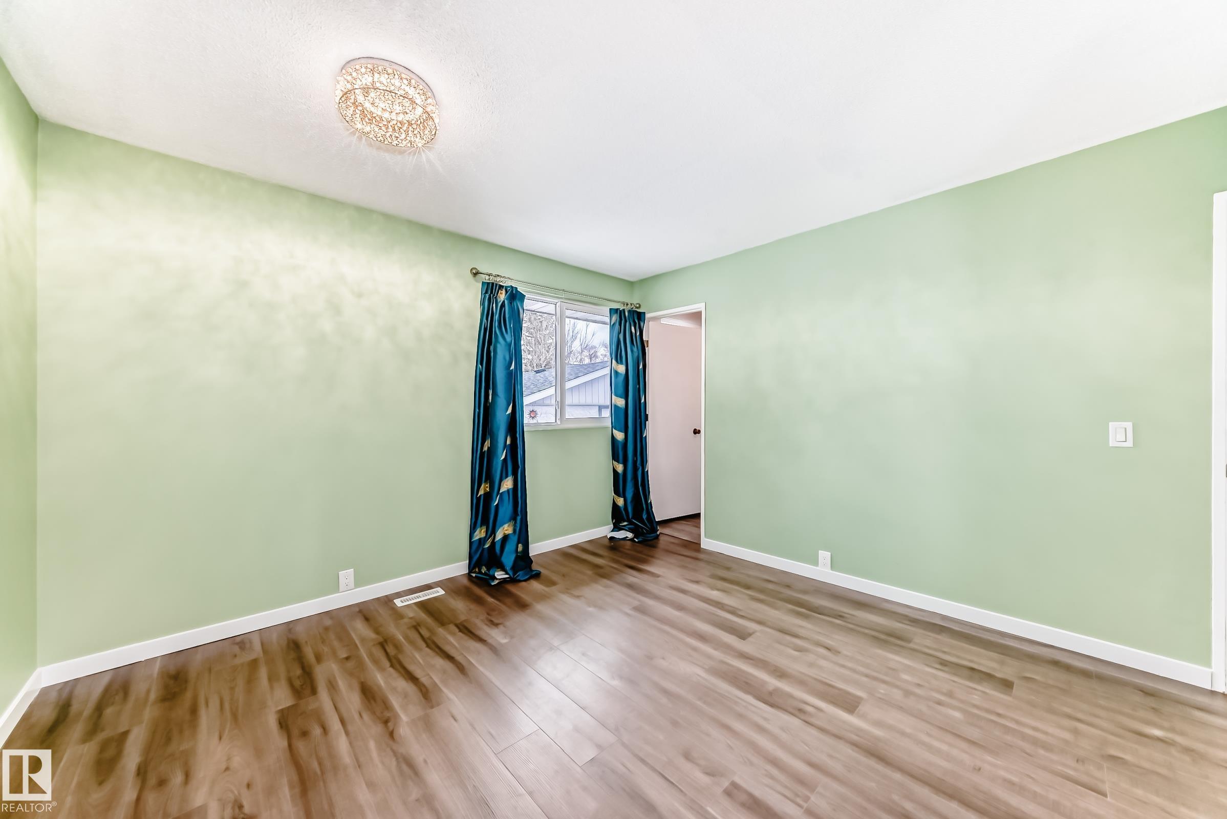 https://zimg.paragon.ice.com/ParagonImages/Property/PM/RAE/225394331/17/0/0/652afe4d42b30bb2657dd3cff89c3a92/1/f1f13630763dbb61db48d25153188f0a/225394331-f4f00fa7-e3cb-4d2a-9668-1849eb49b2ec.JPG