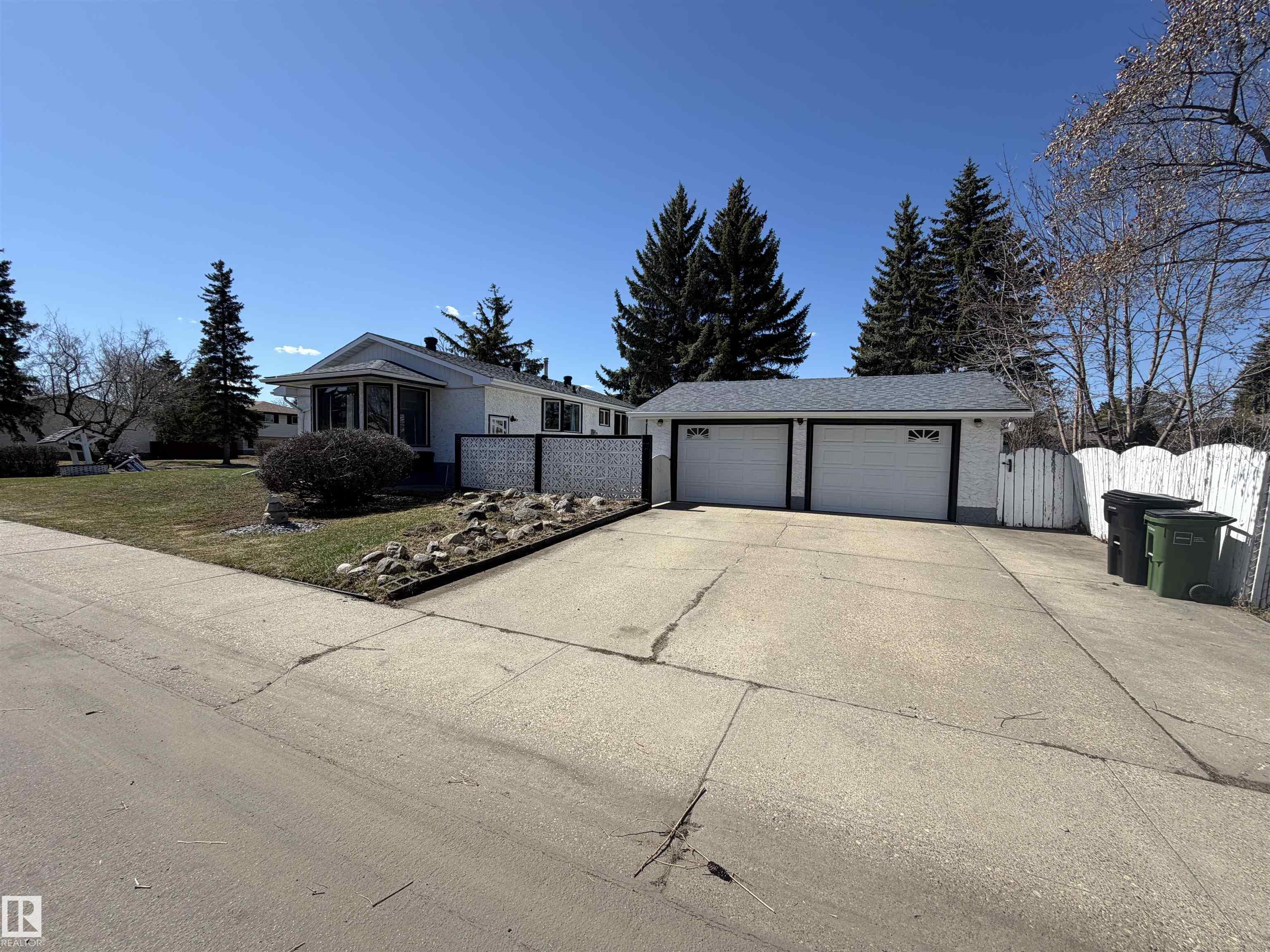 Picture for 17104 85 AV NW
