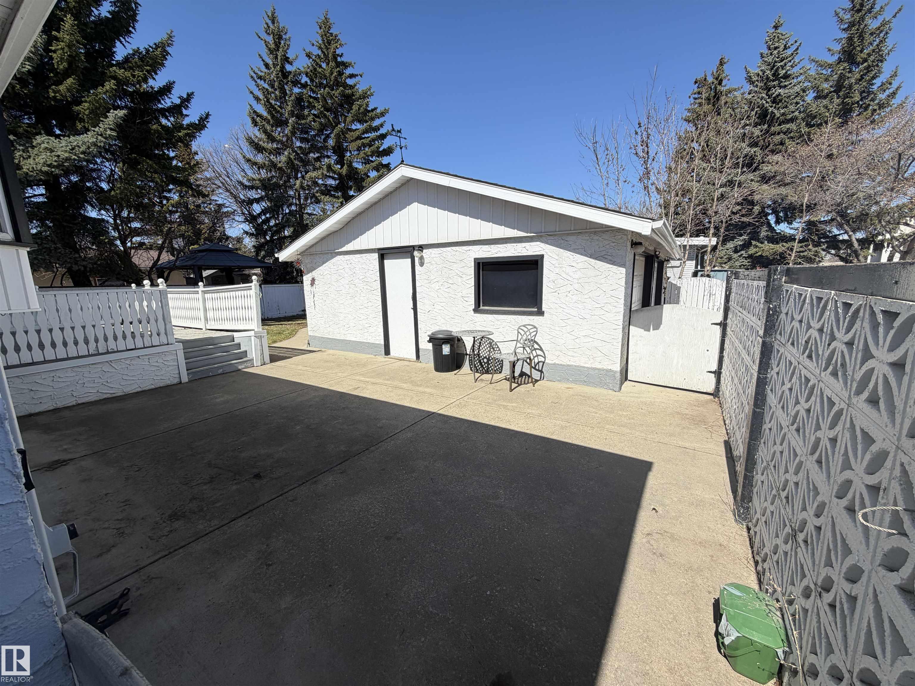 https://zimg.paragon.ice.com/ParagonImages/Property/PM/RAE/225394331/45/0/0/1e550e5e3e3628b0f35375314ad88fe1/1/f1f13630763dbb61db48d25153188f0a/225394331-83884d18-66c3-4989-8c86-f0ed116f1c62.JPG