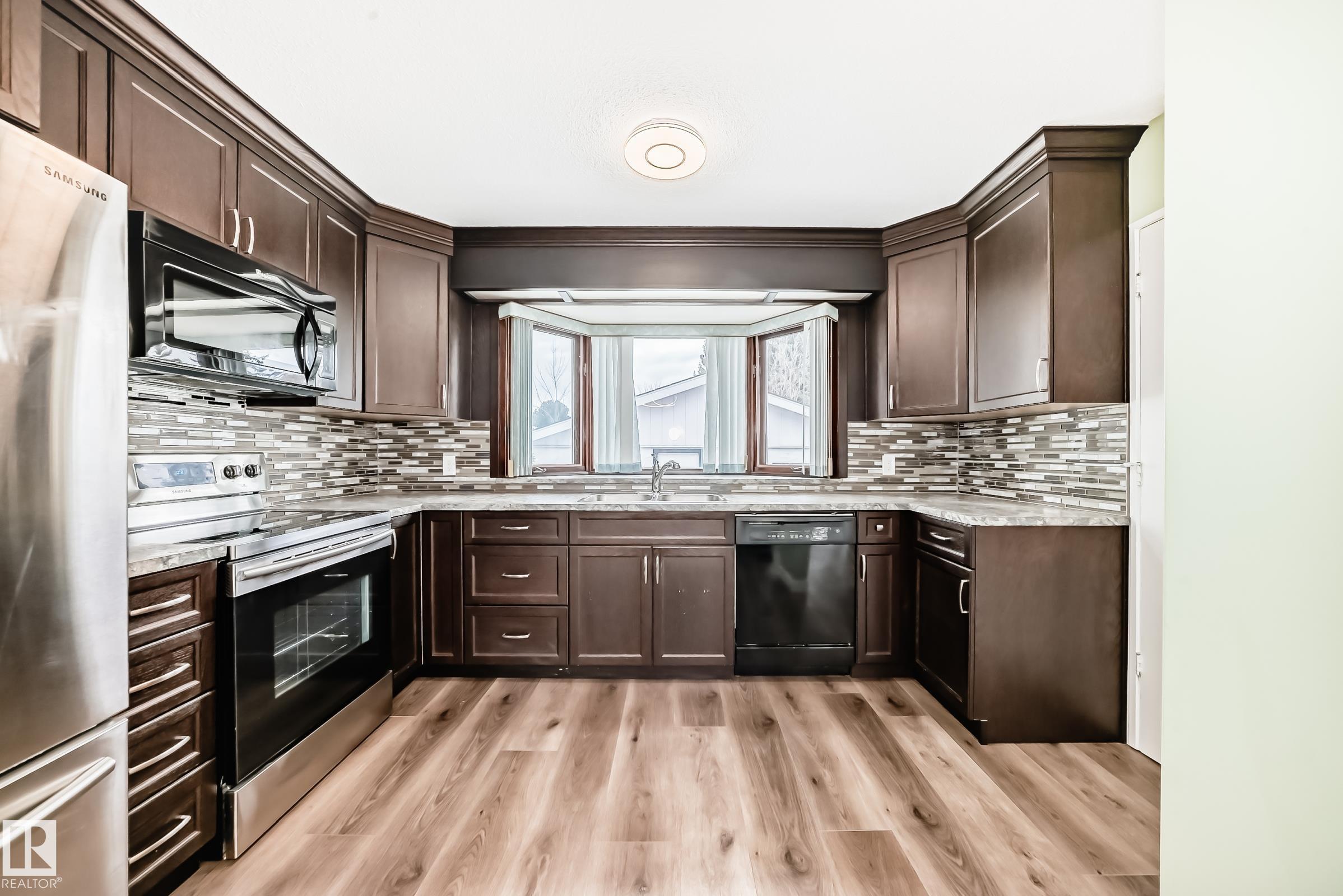 Picture for 17104 85 AV NW