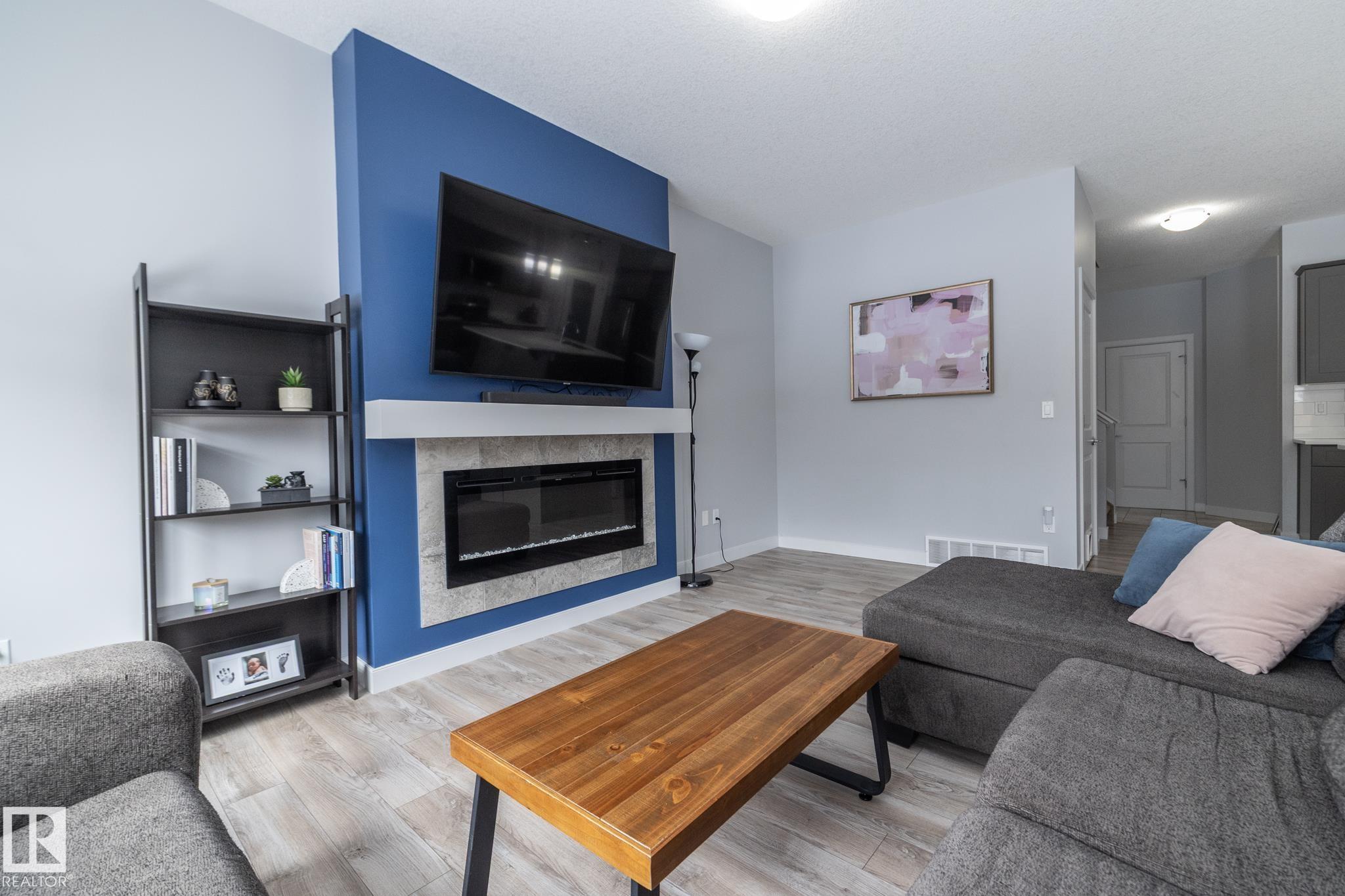 Photo 14 at 2088 Graydon Hill Crescent SW, Graydon Hill, Edmonton