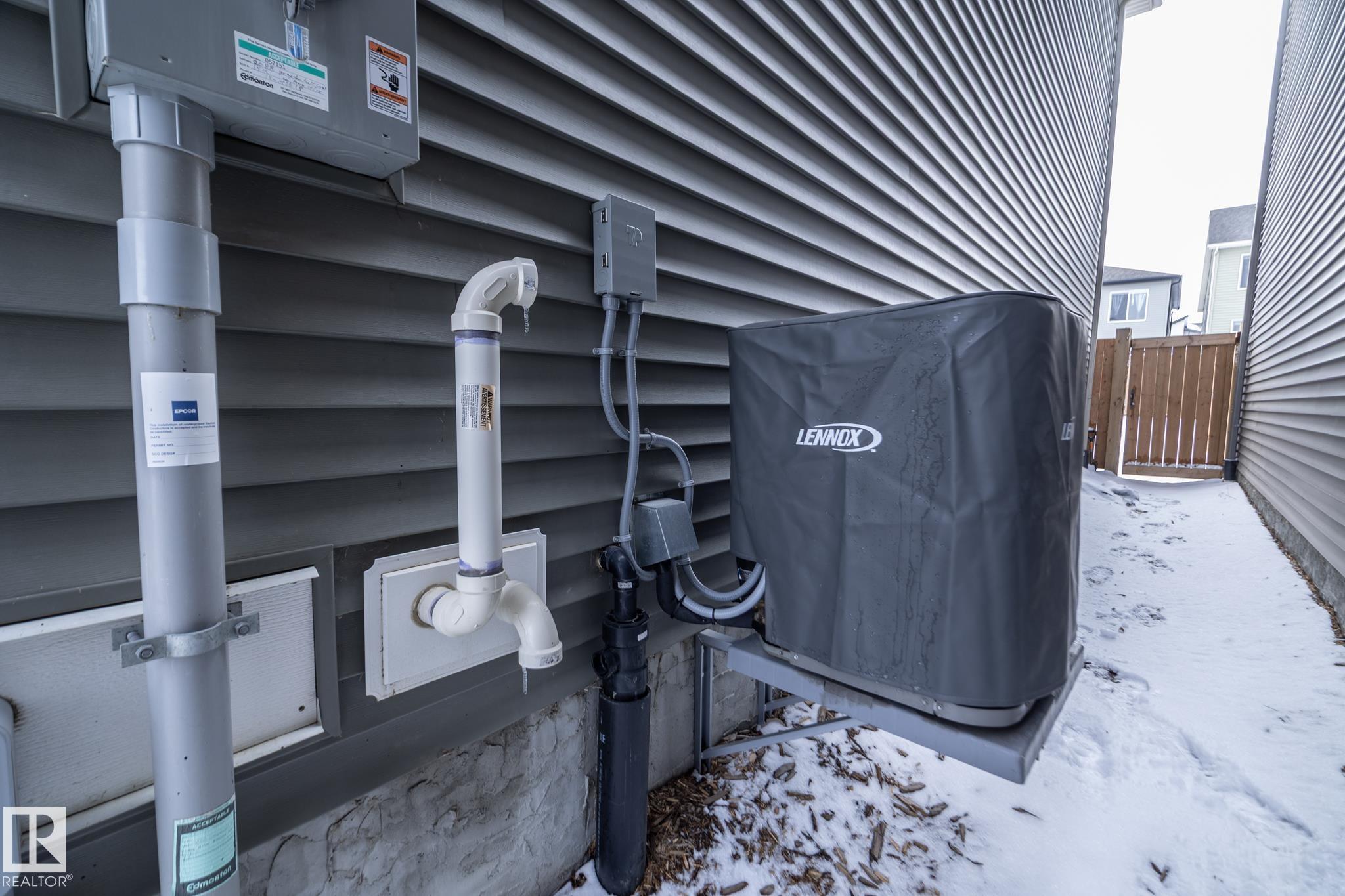 Photo 38 at 2088 Graydon Hill Crescent SW, Graydon Hill, Edmonton