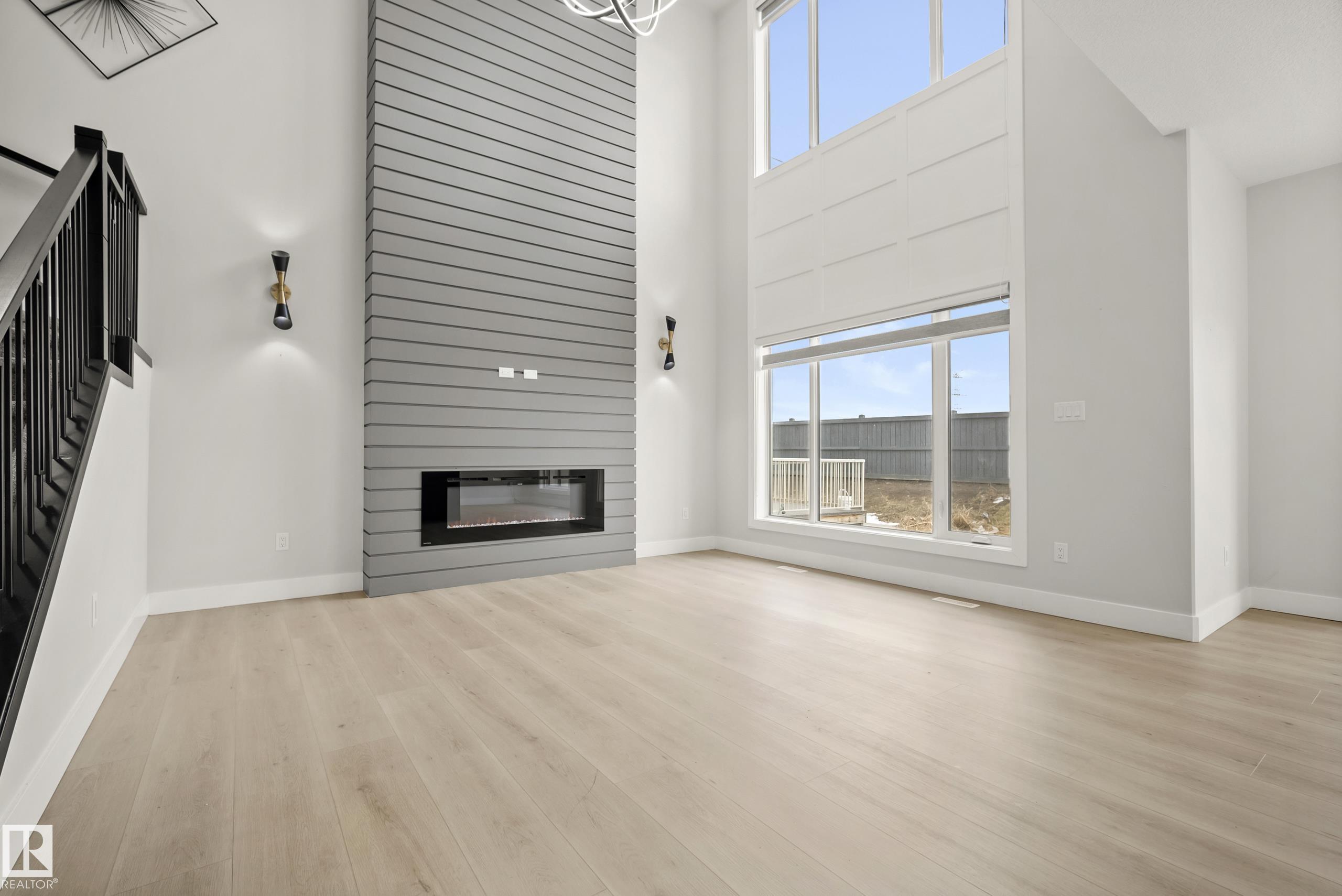 Photo 12 at 15031 10 Street NW, Fraser, Edmonton